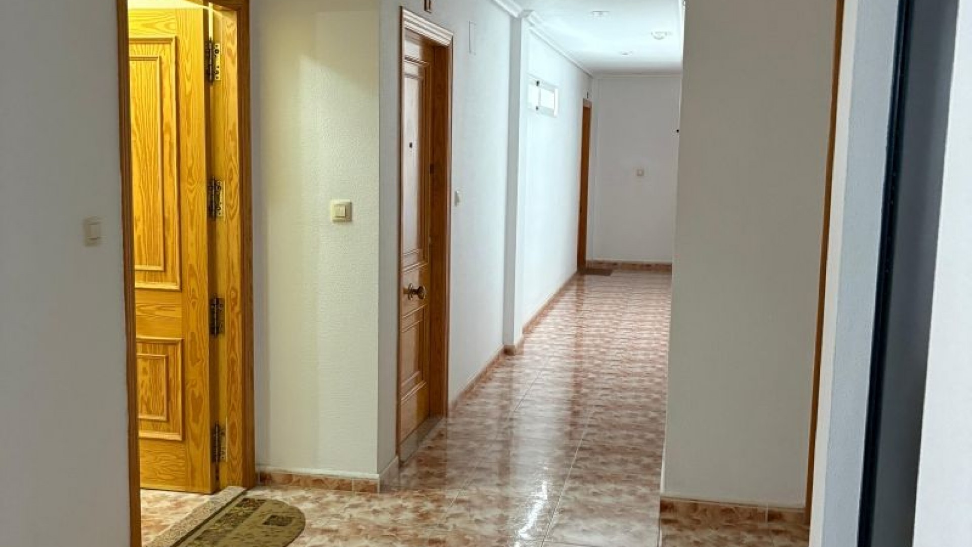 Sprzedaż - Apartament mieszkanie -
Torrevieja