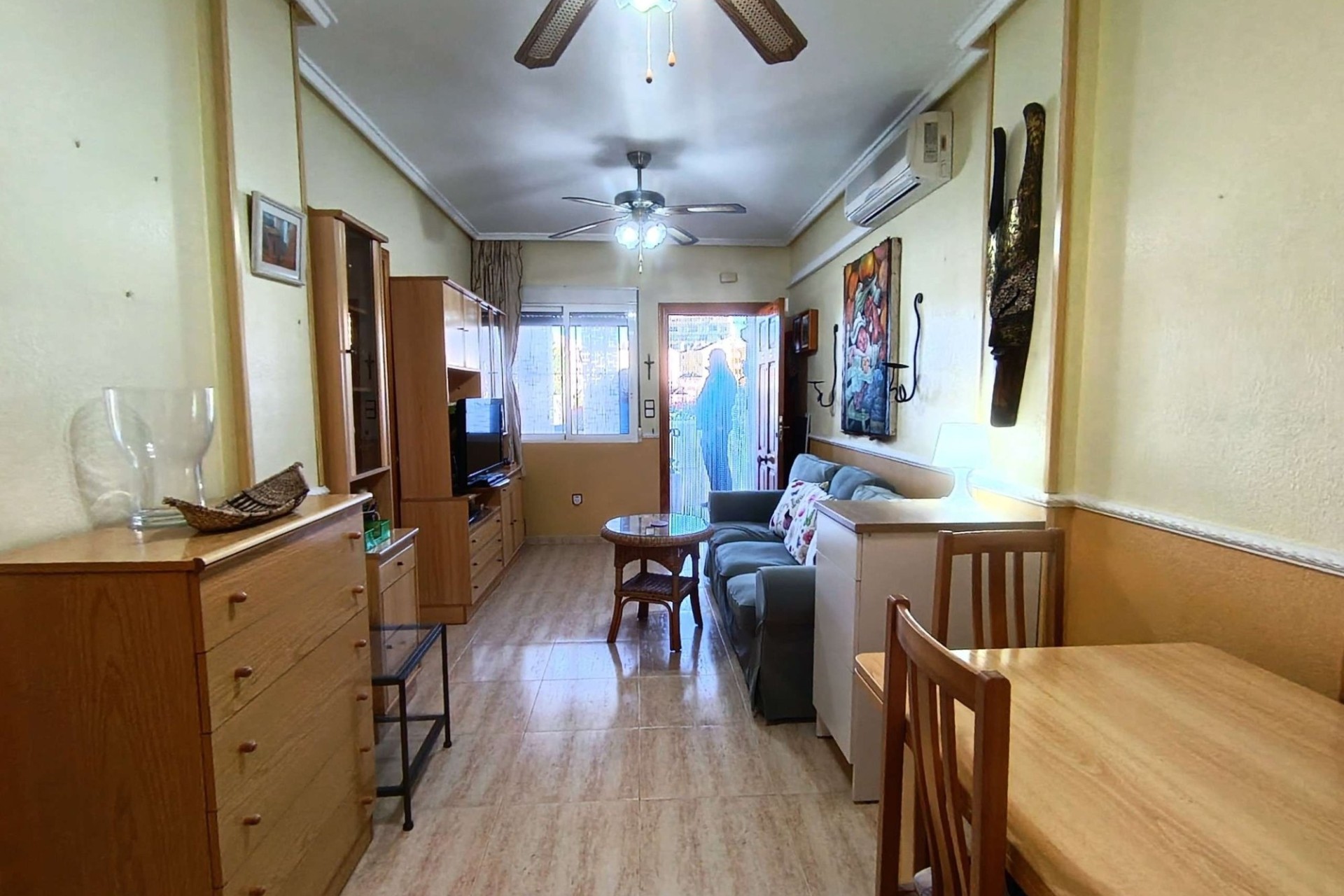 Sprzedaż - Apartament / Mieszkanie -
Torrevieja