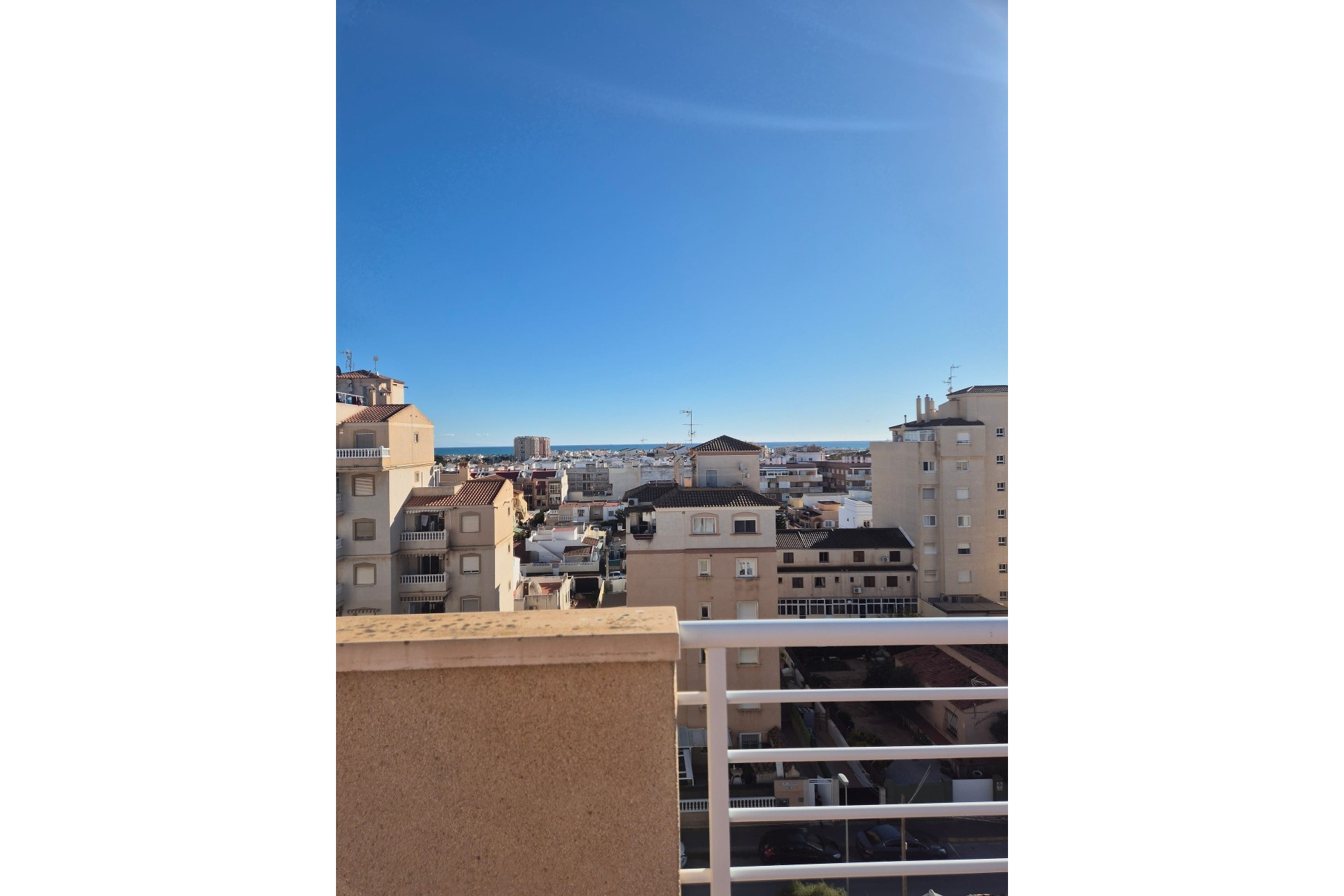 Sprzedaż - Apartament / Mieszkanie -
Torrevieja