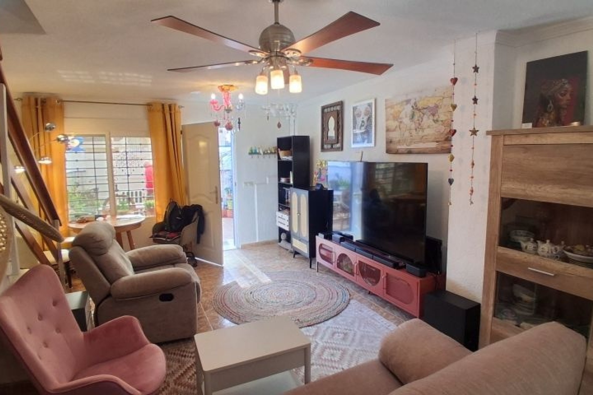 Sprzedaż - Apartament / Mieszkanie -
Torrevieja