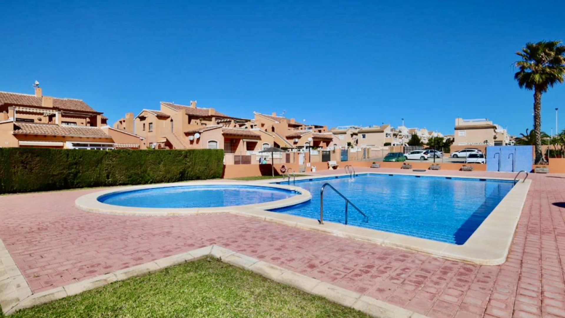 Sprzedaż - Apartament mieszkanie -
Torrevieja