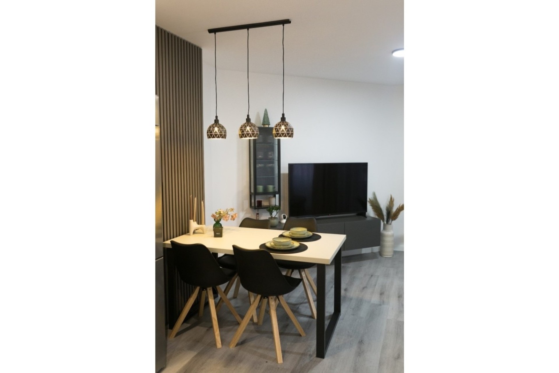 Sprzedaż - Apartament / Mieszkanie -
Torrevieja