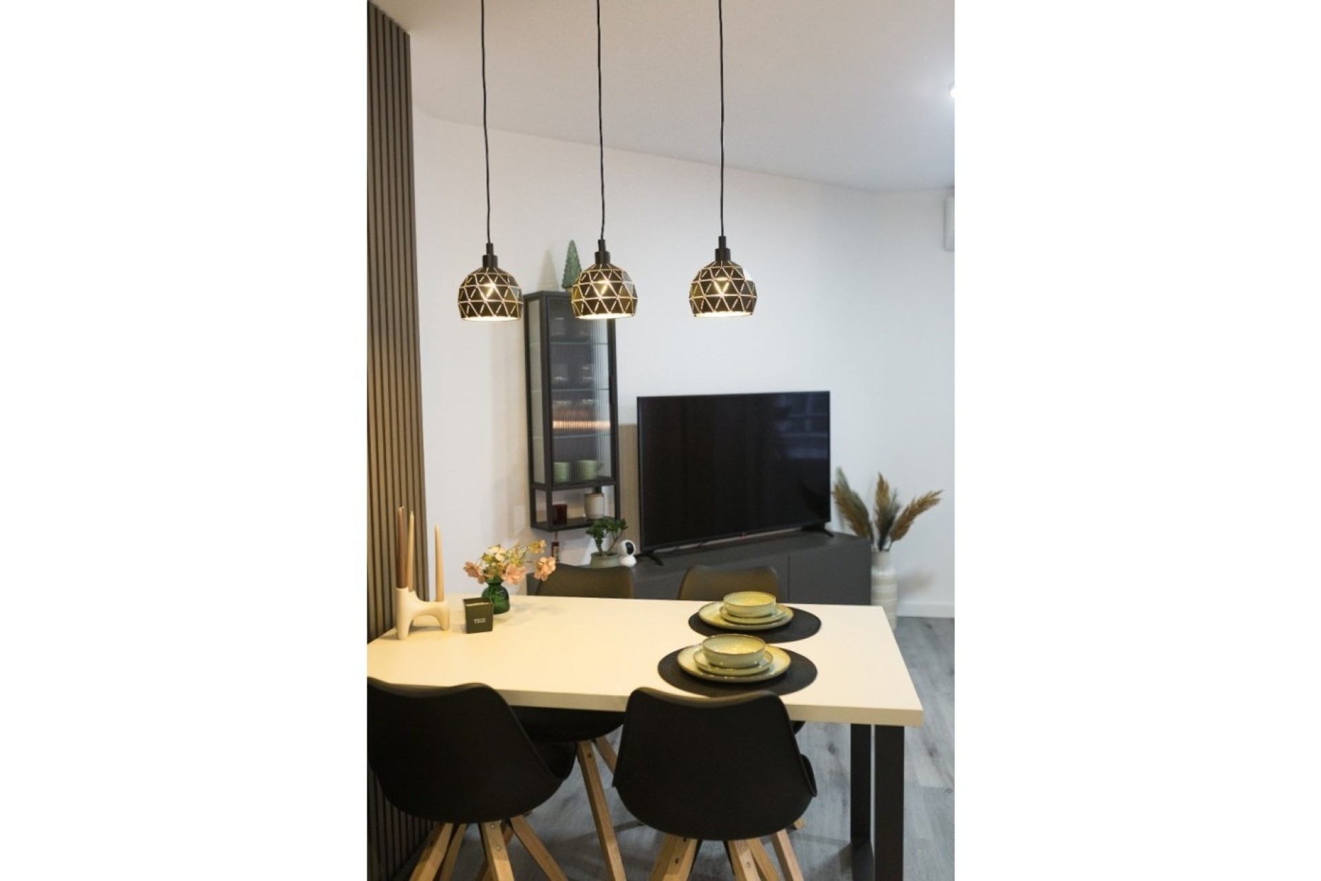 Sprzedaż - Apartament / Mieszkanie -
Torrevieja