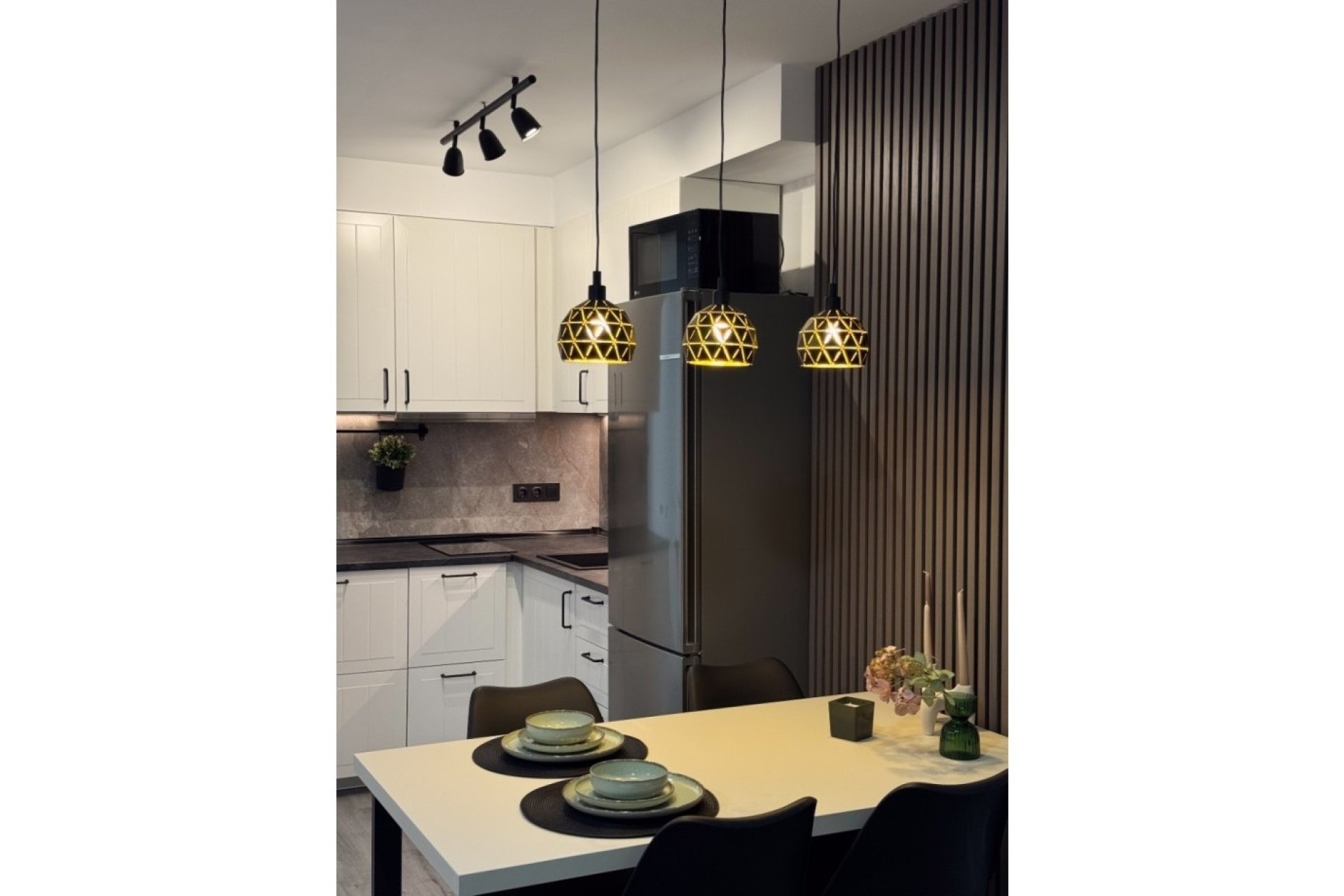 Sprzedaż - Apartament / Mieszkanie -
Torrevieja