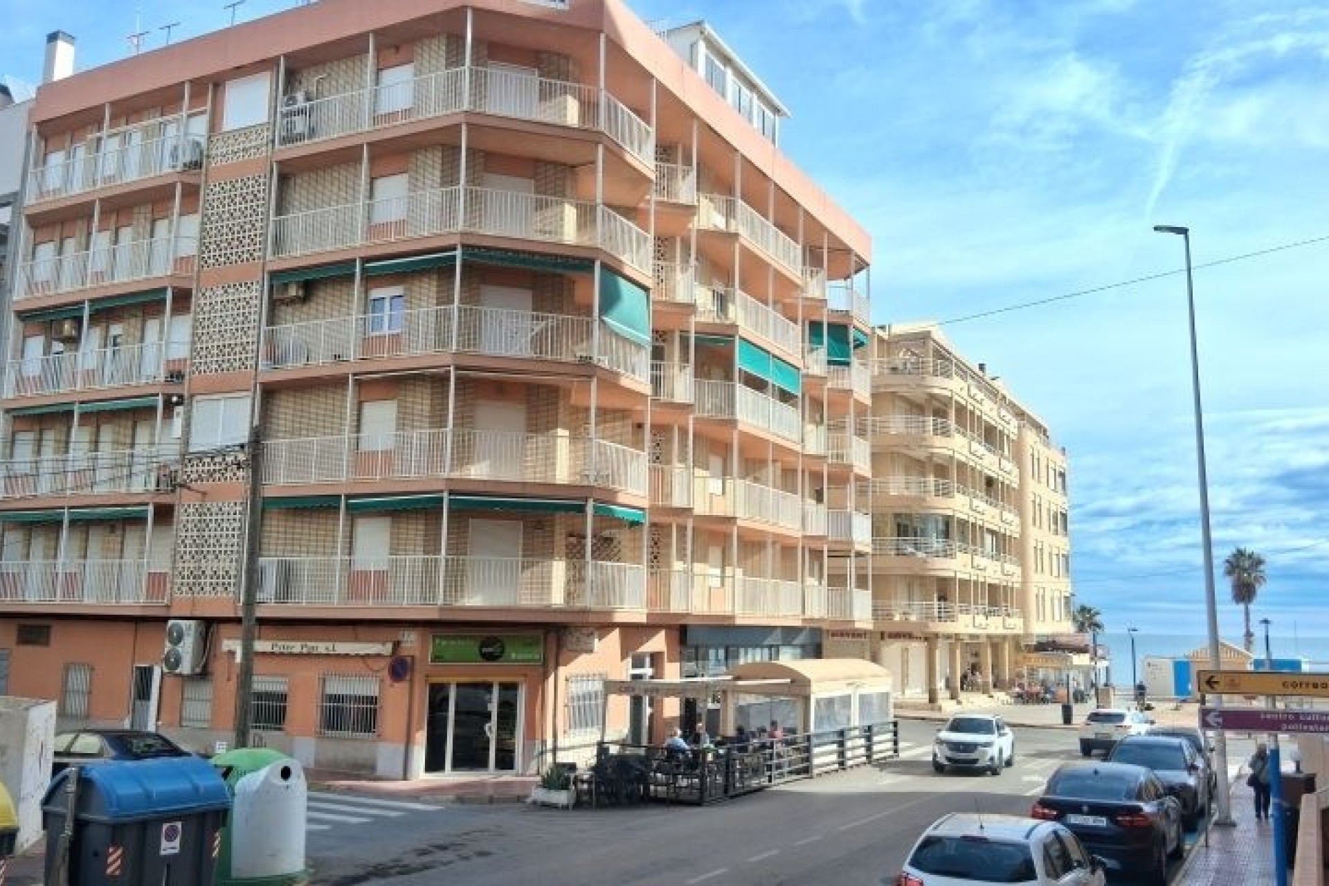 Sprzedaż - Apartament / Mieszkanie -
Torrevieja