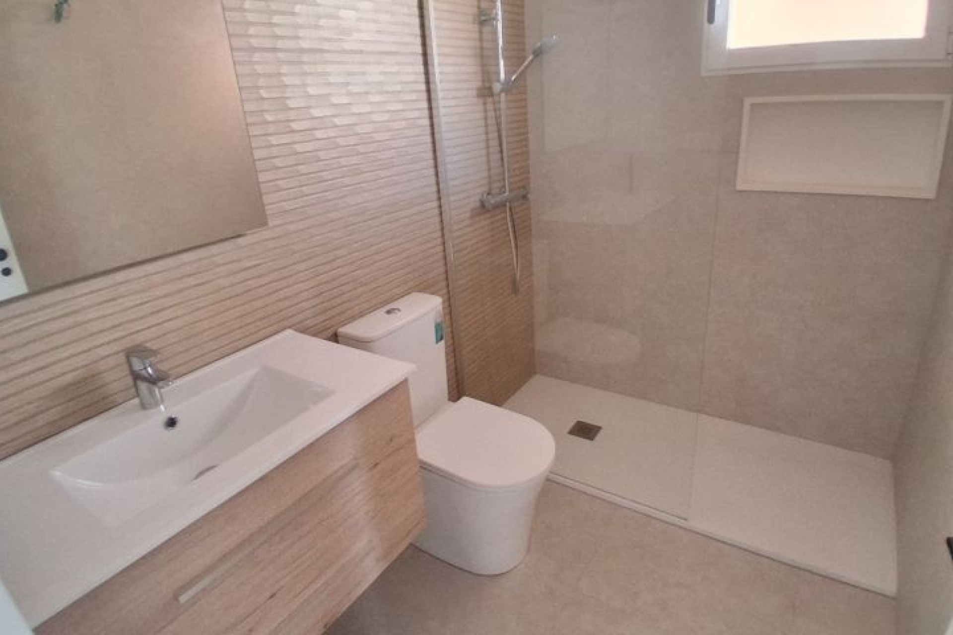 Sprzedaż - Apartament / Mieszkanie -
Torrevieja