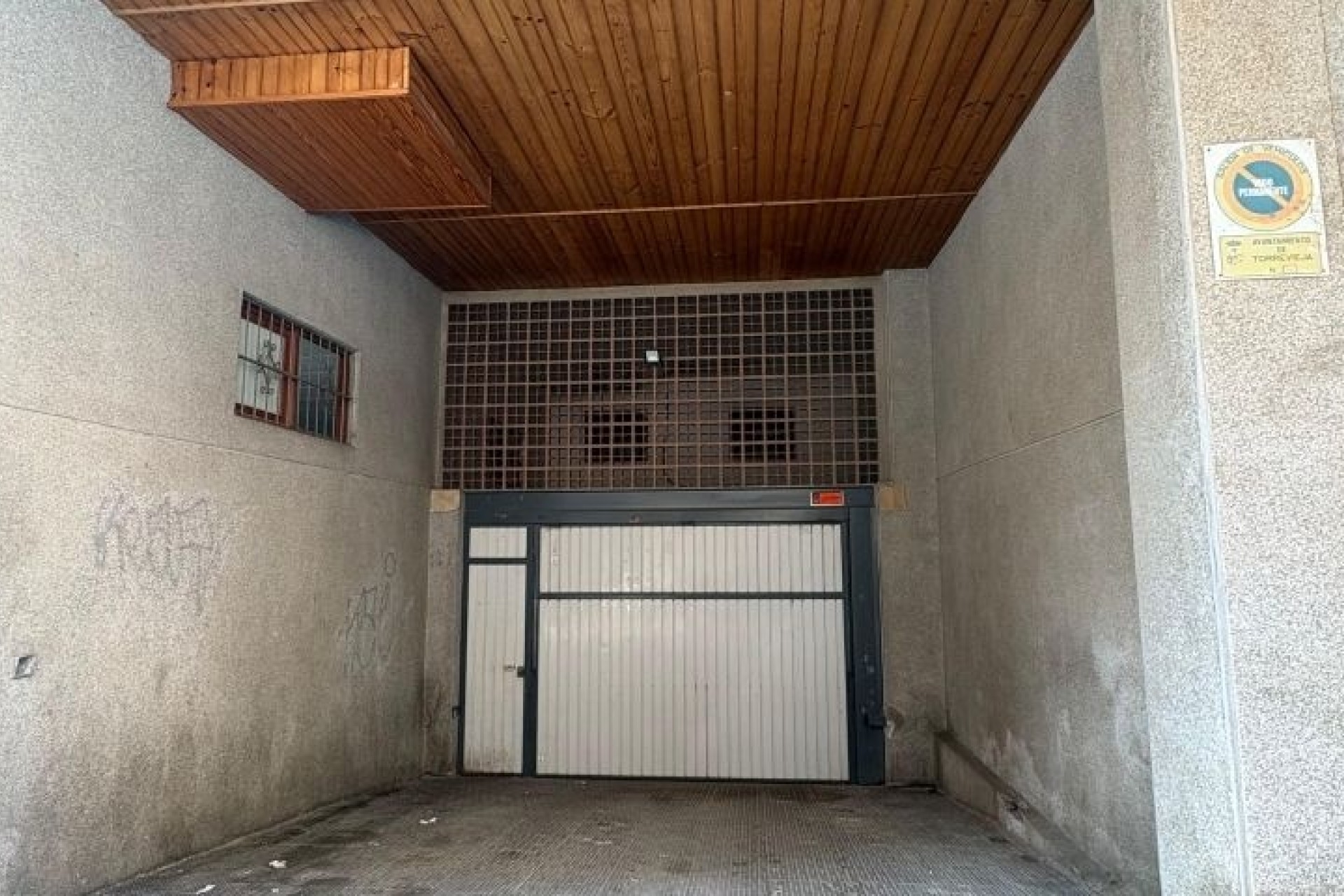 Sprzedaż - Apartament / Mieszkanie -
Torrevieja