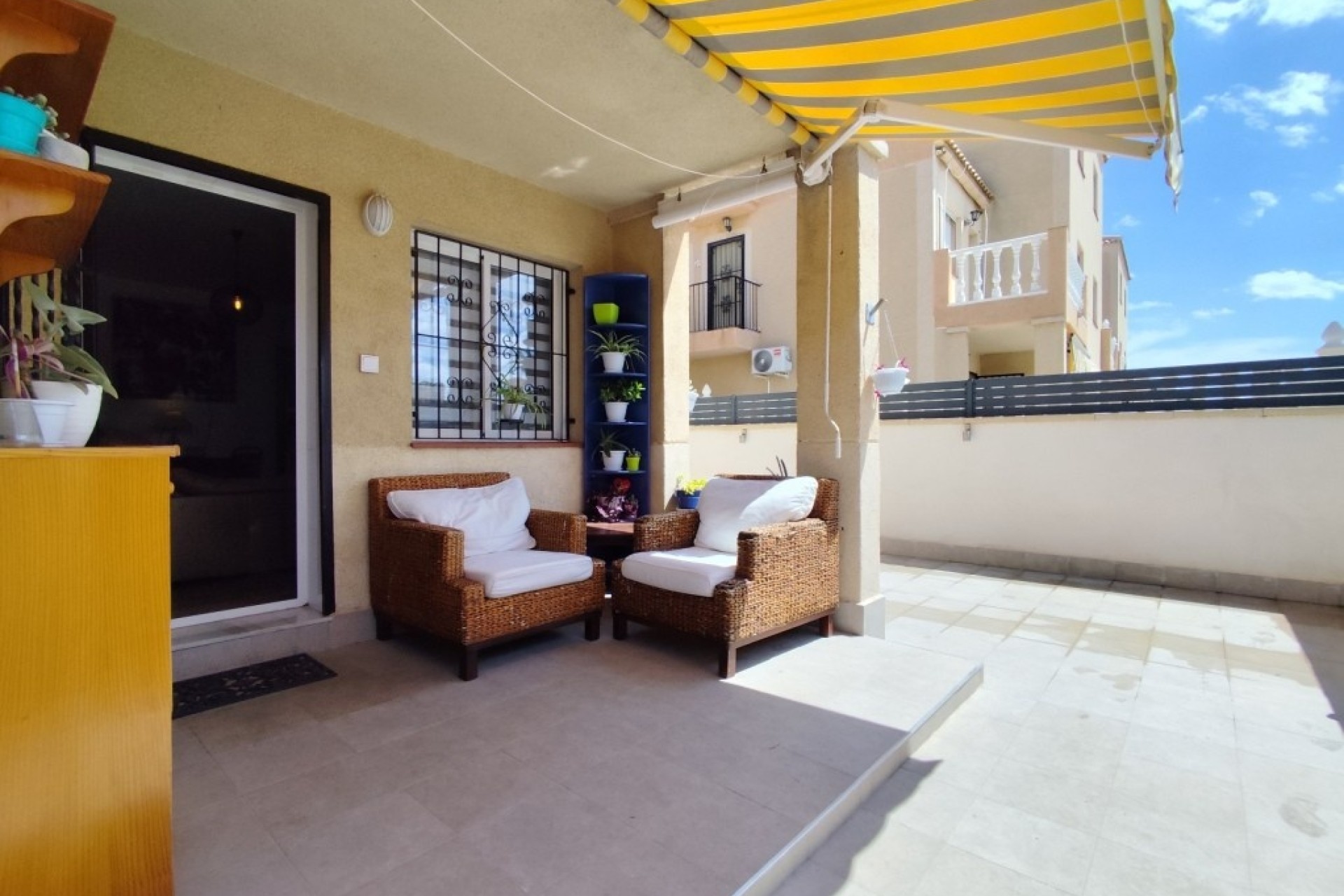 Sprzedaż - Apartament / Mieszkanie -
Torrevieja