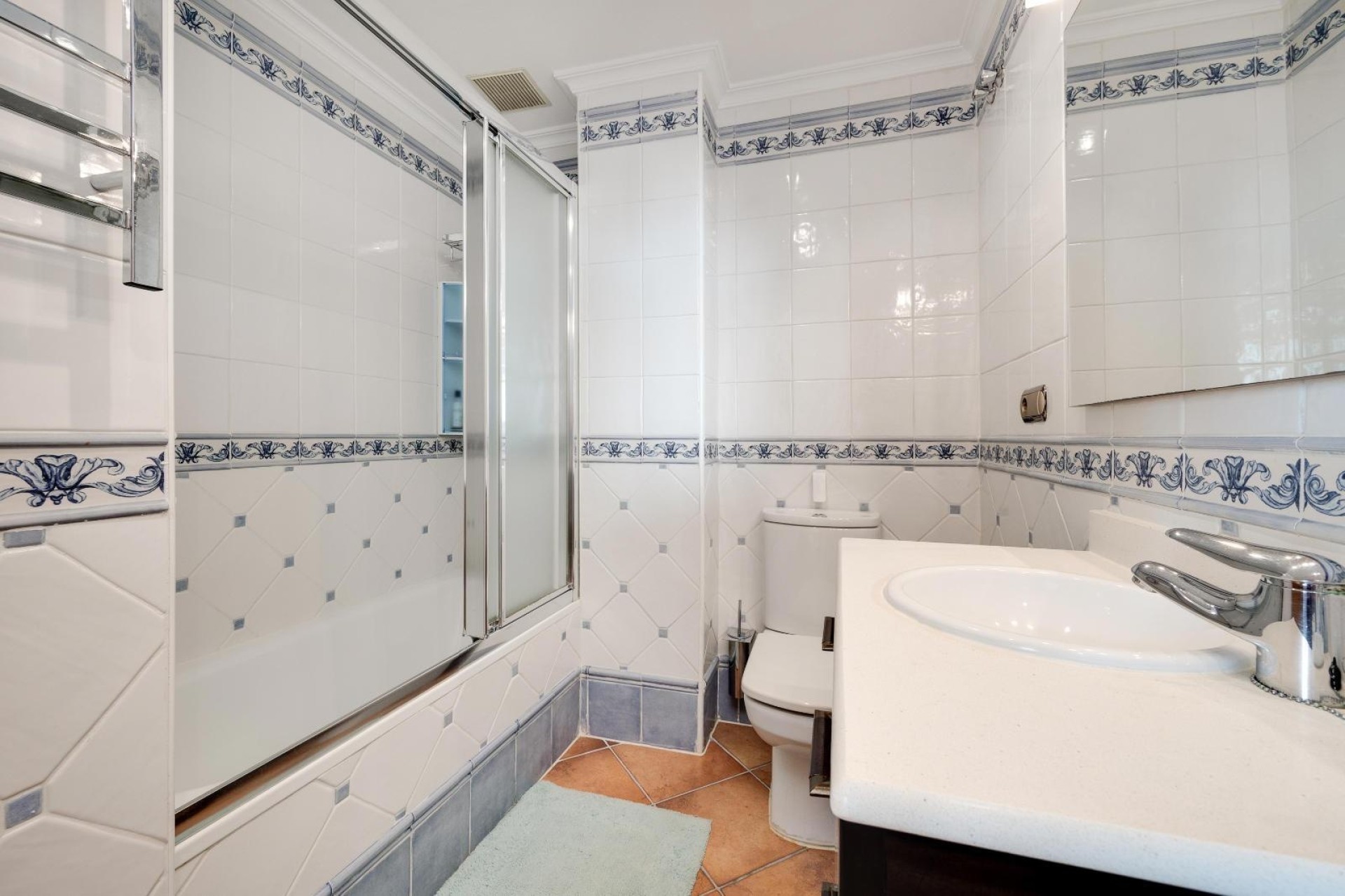 Sprzedaż - Apartament / Mieszkanie -
Torrevieja