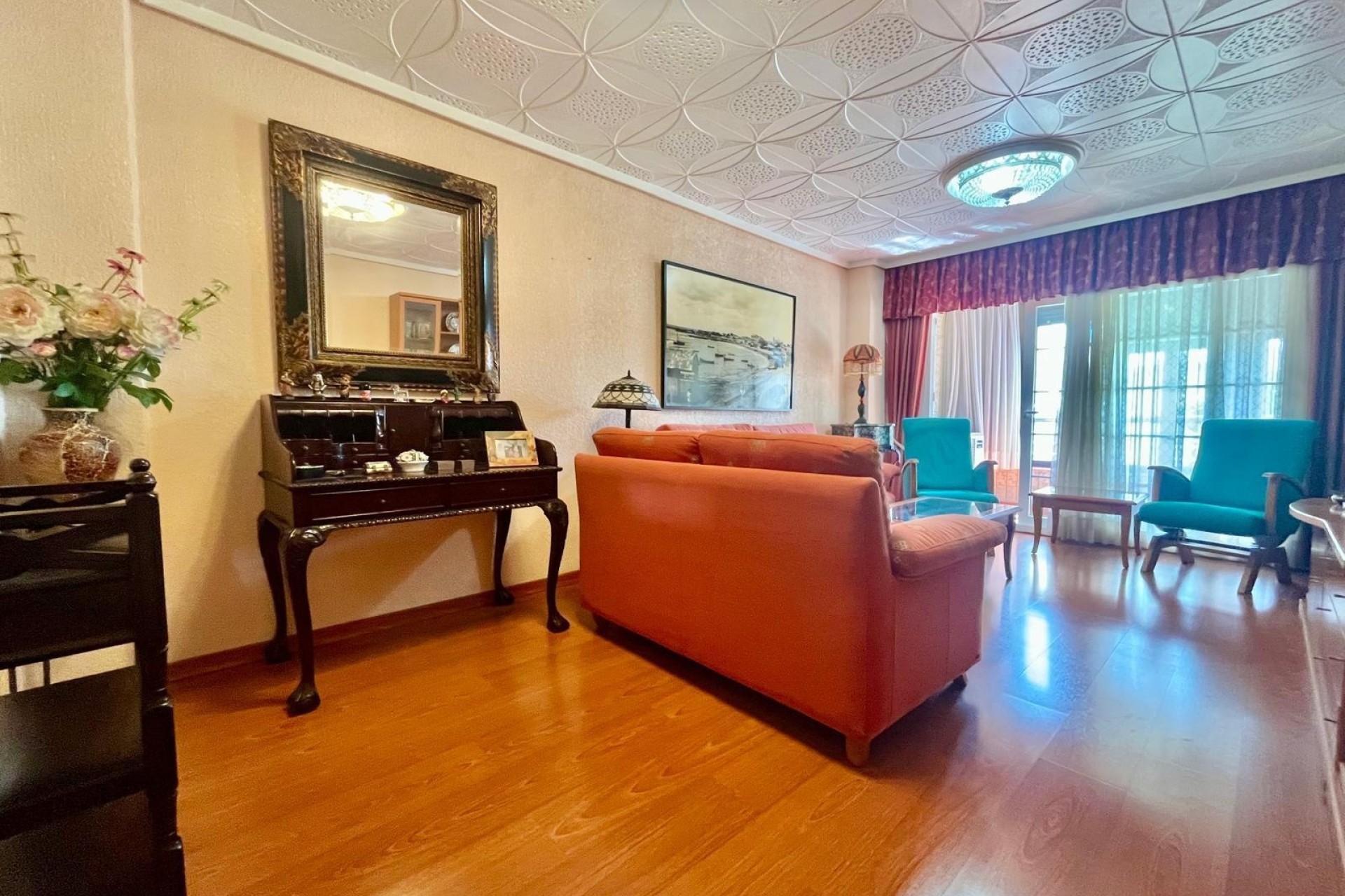 Sprzedaż - Apartament / Mieszkanie -
Torrevieja