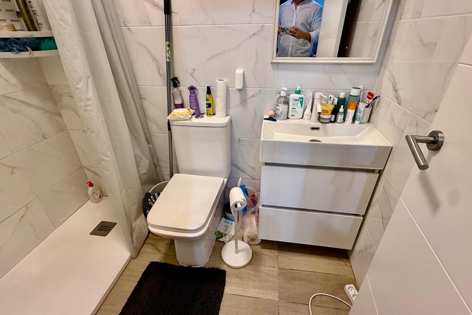 Sprzedaż - Apartament / Mieszkanie -
Torrevieja