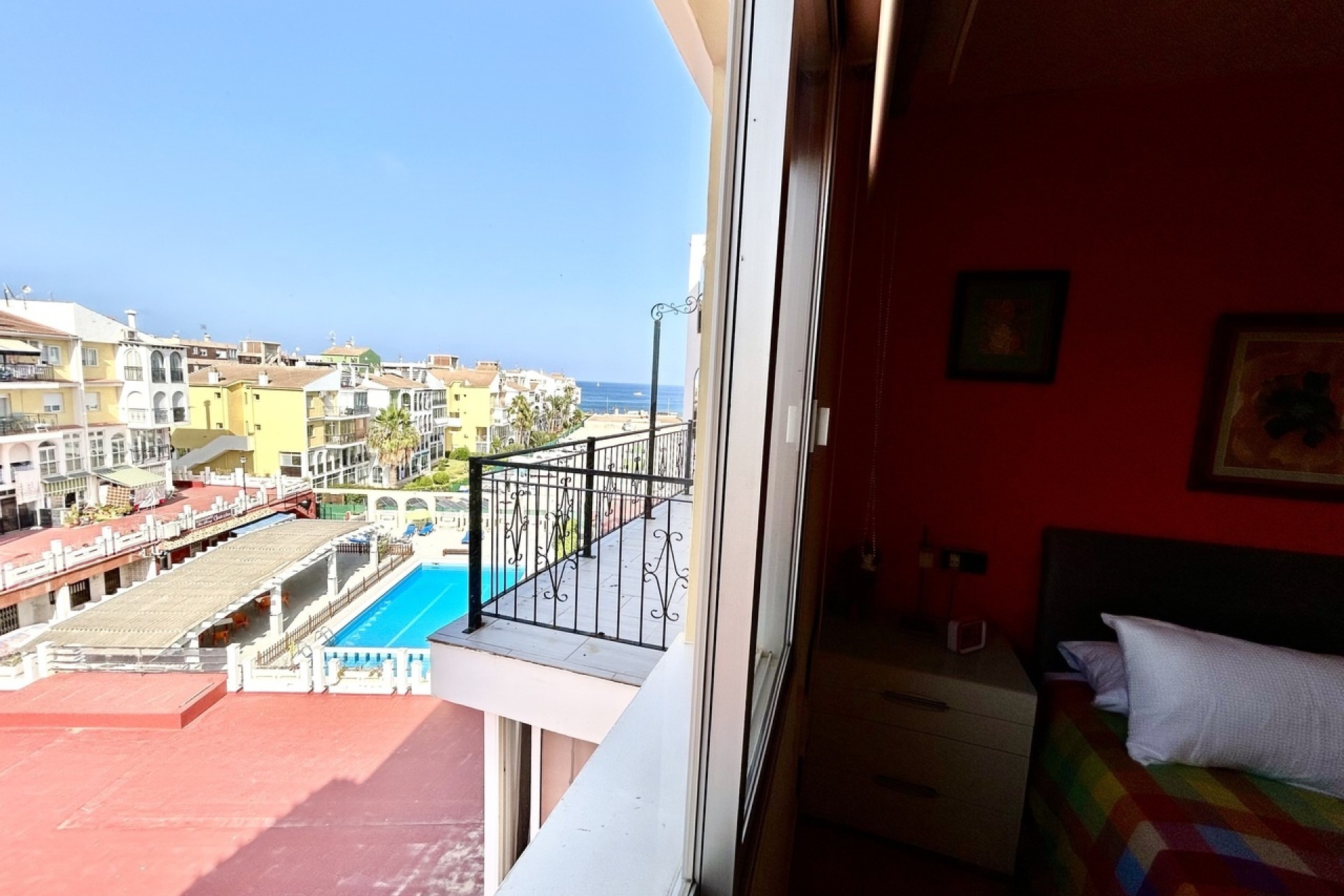 Sprzedaż - Apartament / Mieszkanie -
Torrevieja