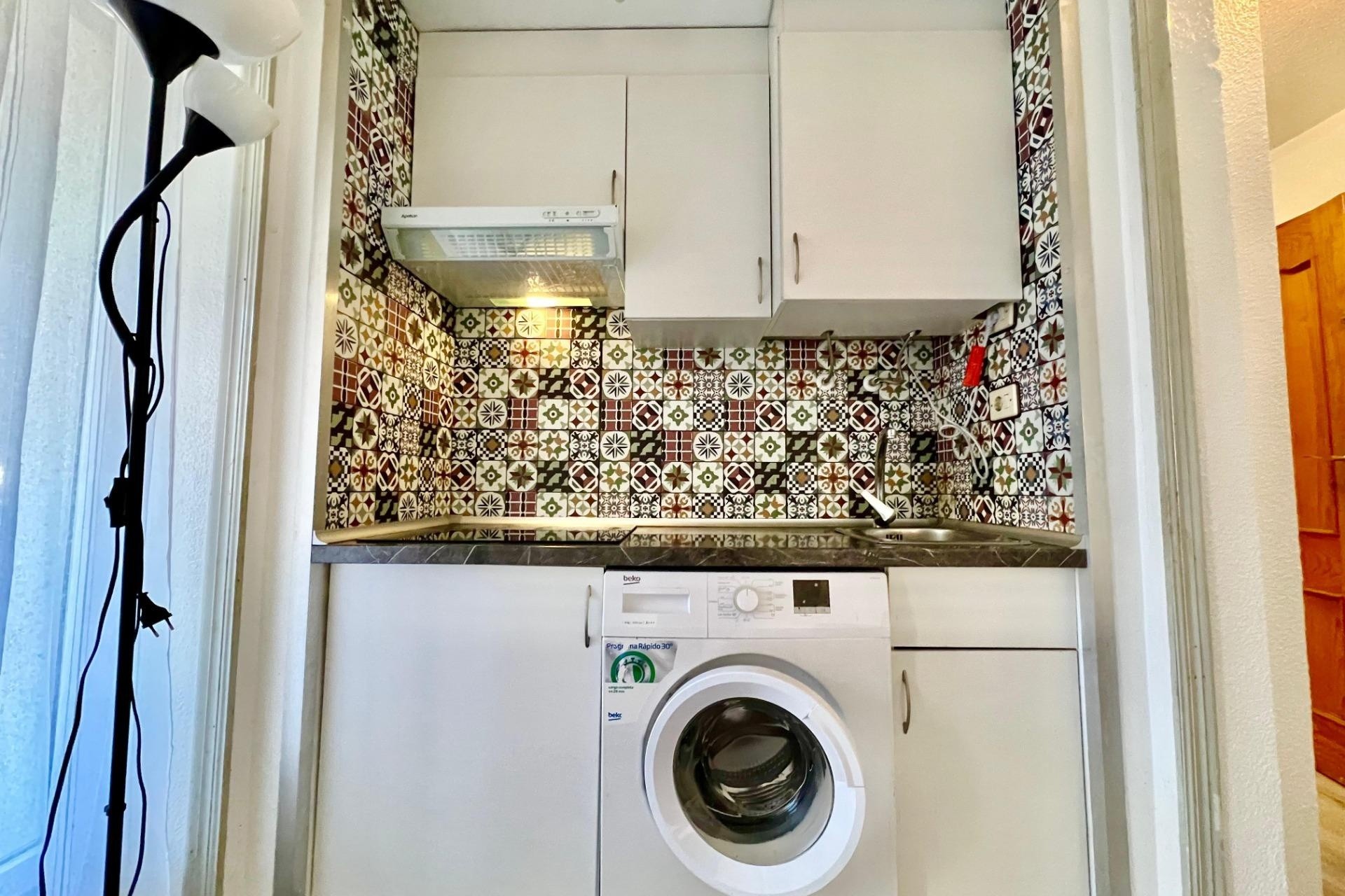 Sprzedaż - Apartament / Mieszkanie -
Torrevieja
