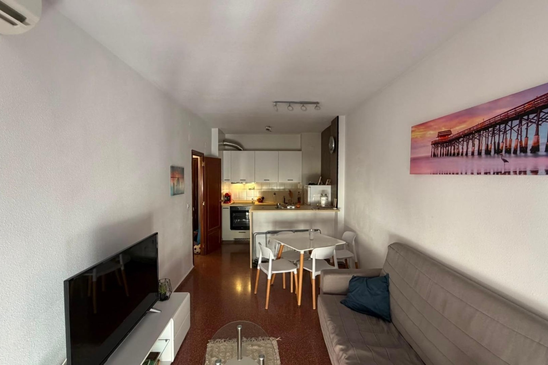 Sprzedaż - Apartament / Mieszkanie -
Torrevieja