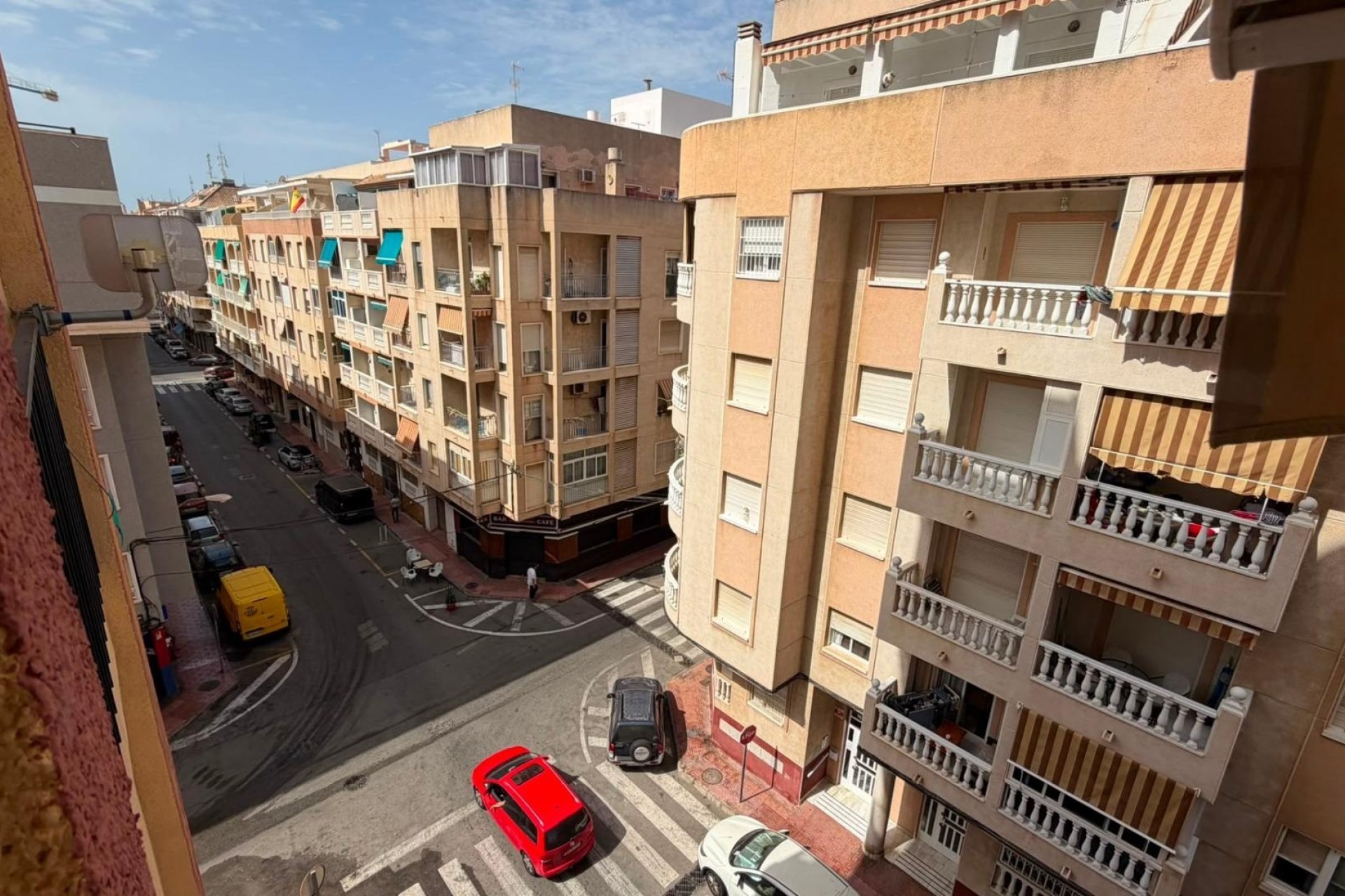 Sprzedaż - Apartament / Mieszkanie -
Torrevieja