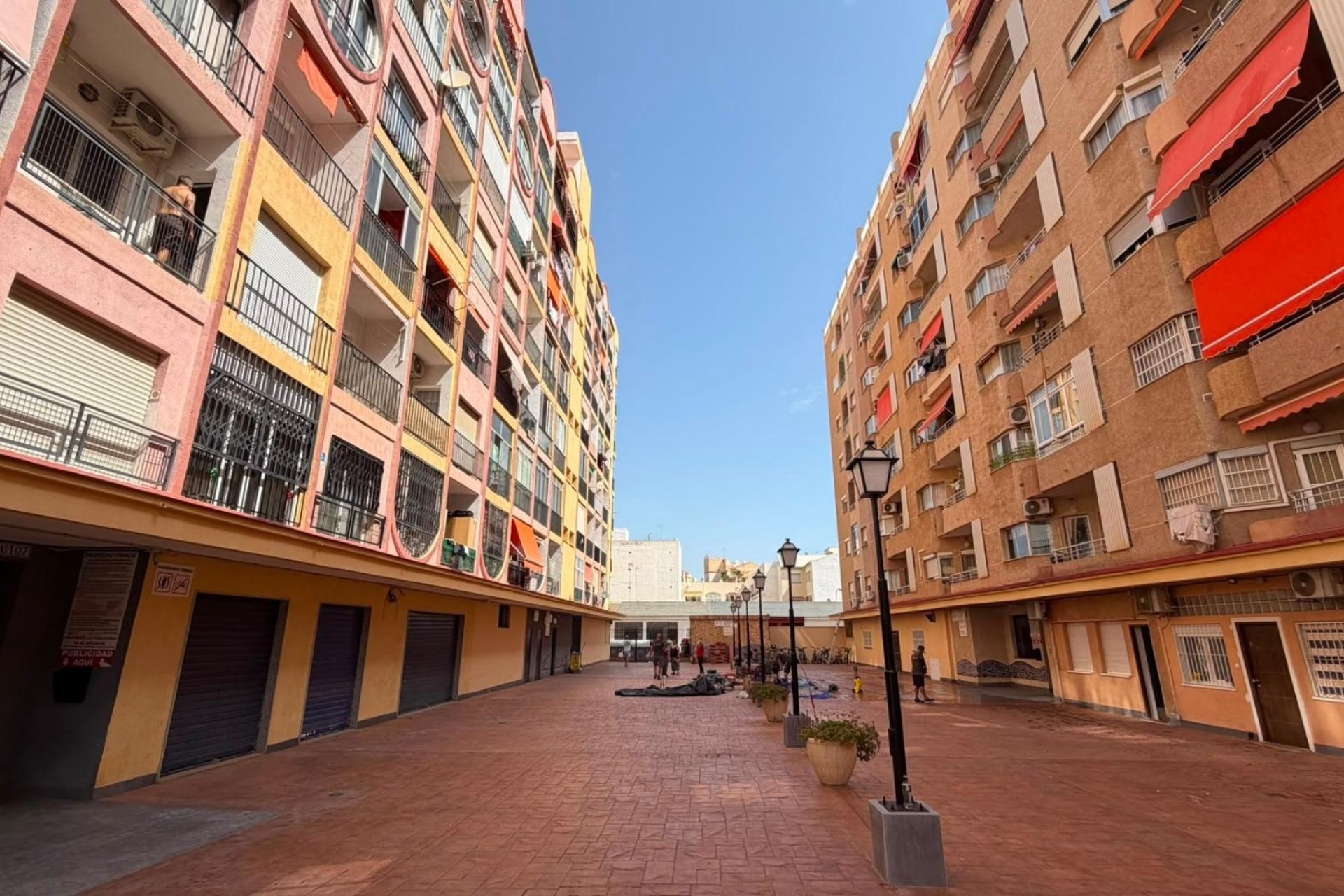 Sprzedaż - Apartament / Mieszkanie -
Torrevieja