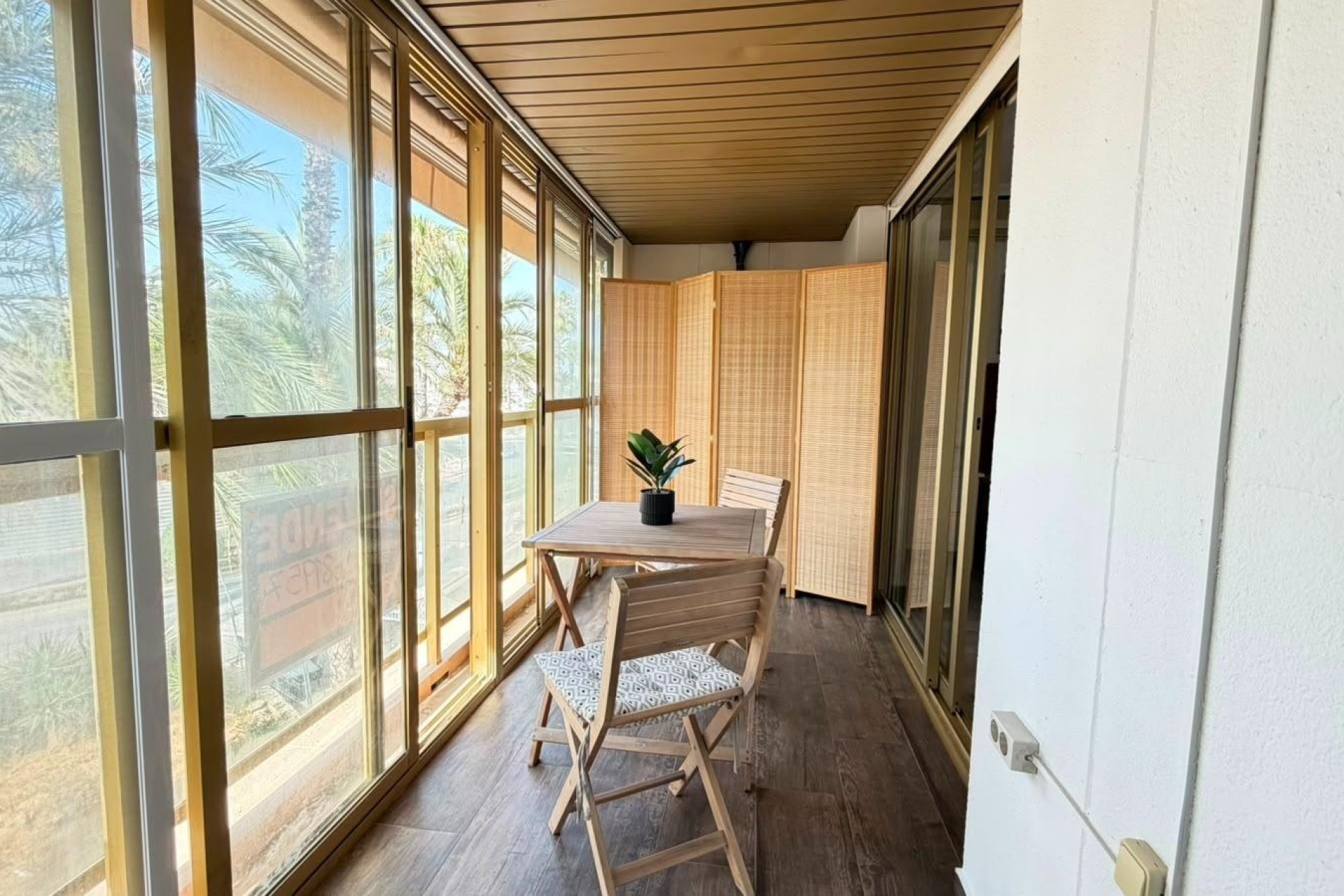 Sprzedaż - Apartament / Mieszkanie -
Torrevieja