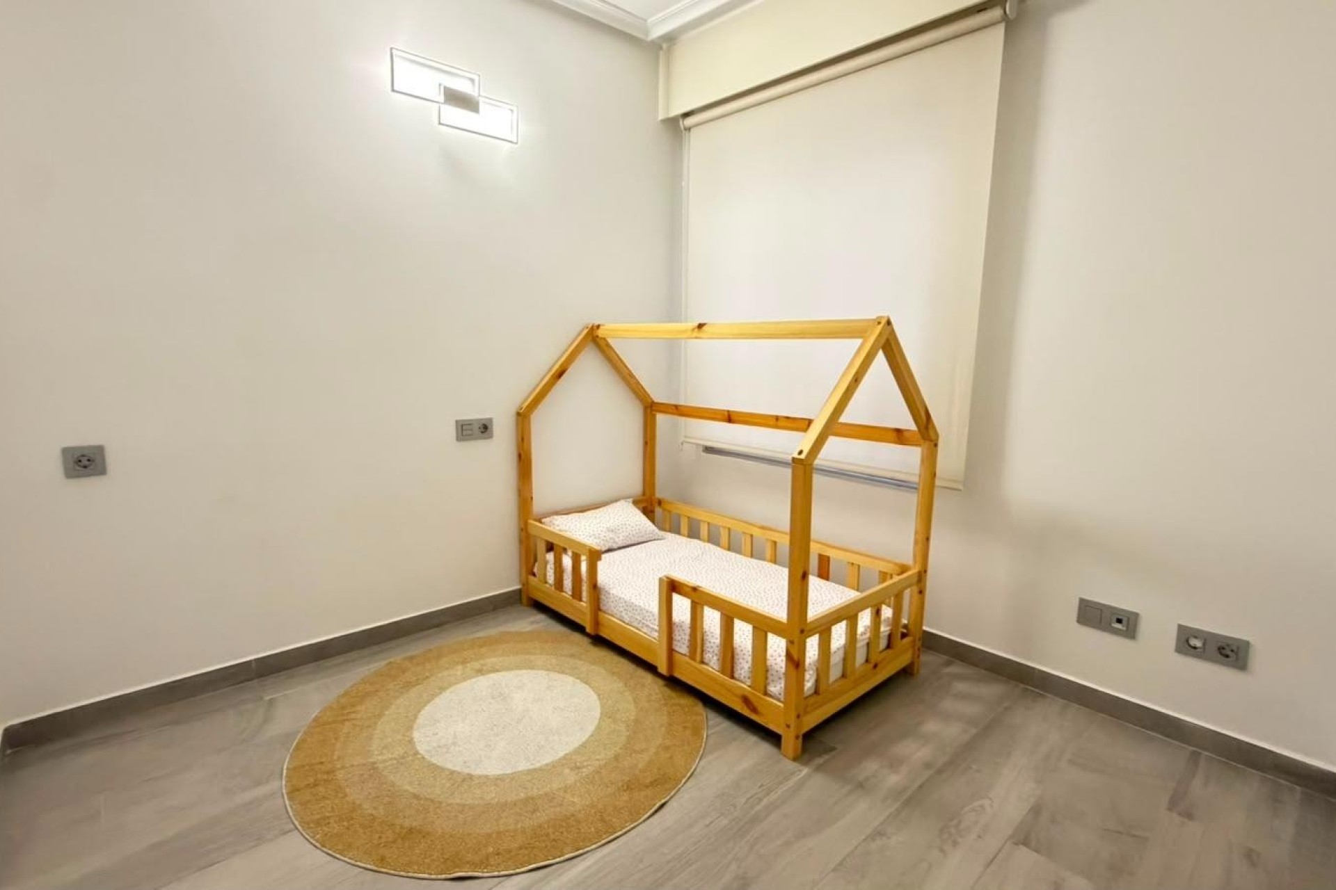 Sprzedaż - Apartament / Mieszkanie -
Torrevieja