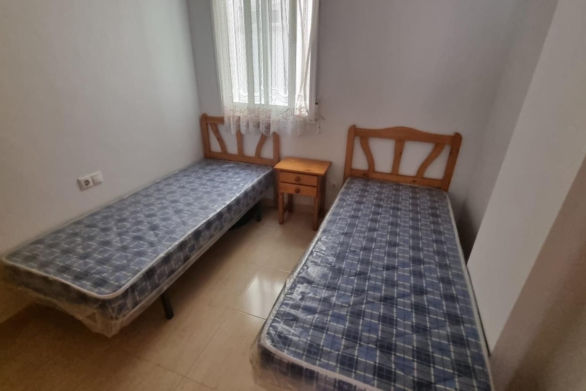 Sprzedaż - Apartament / Mieszkanie -
Torrevieja