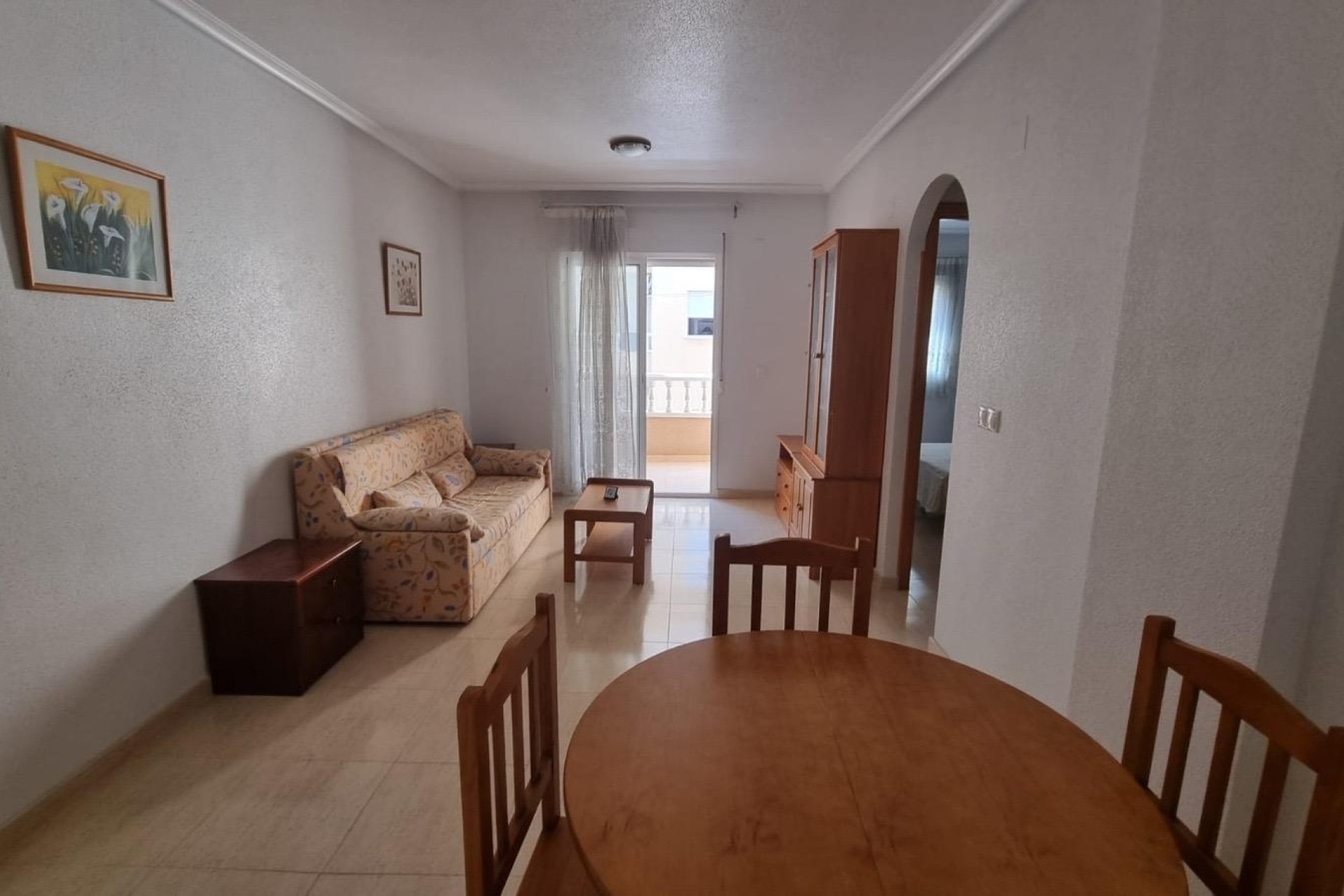 Sprzedaż - Apartament / Mieszkanie -
Torrevieja