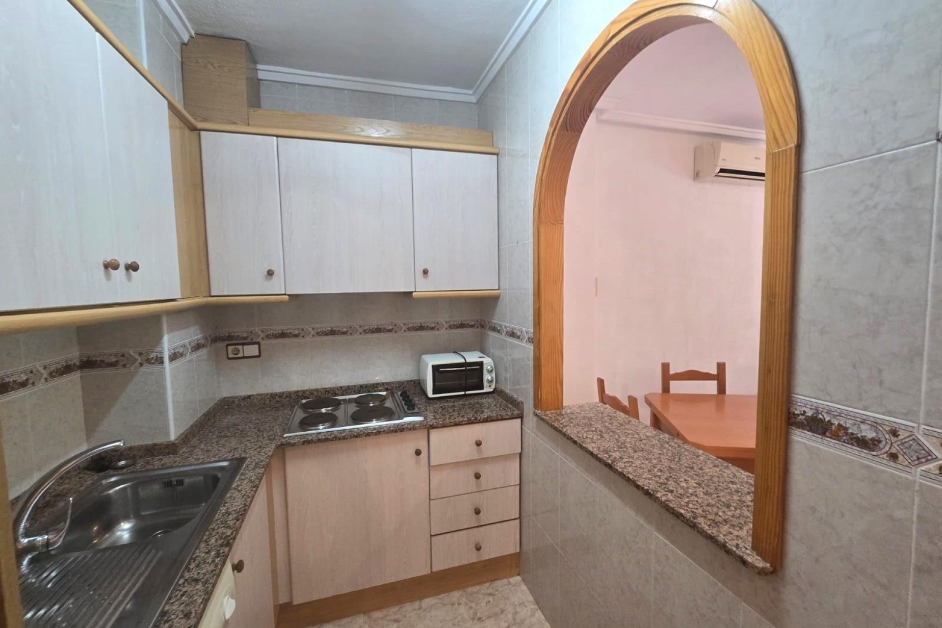 Sprzedaż - Apartament / Mieszkanie -
Torrevieja