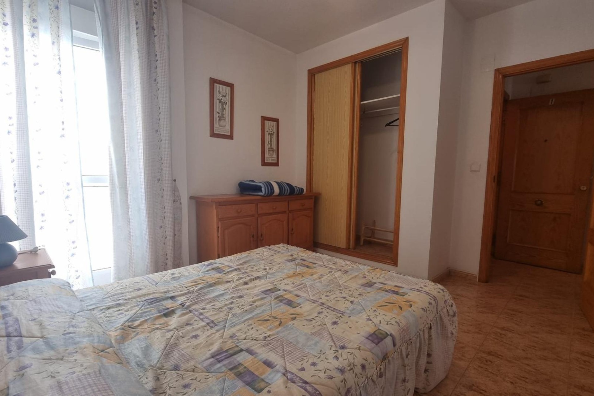Sprzedaż - Apartament / Mieszkanie -
Torrevieja