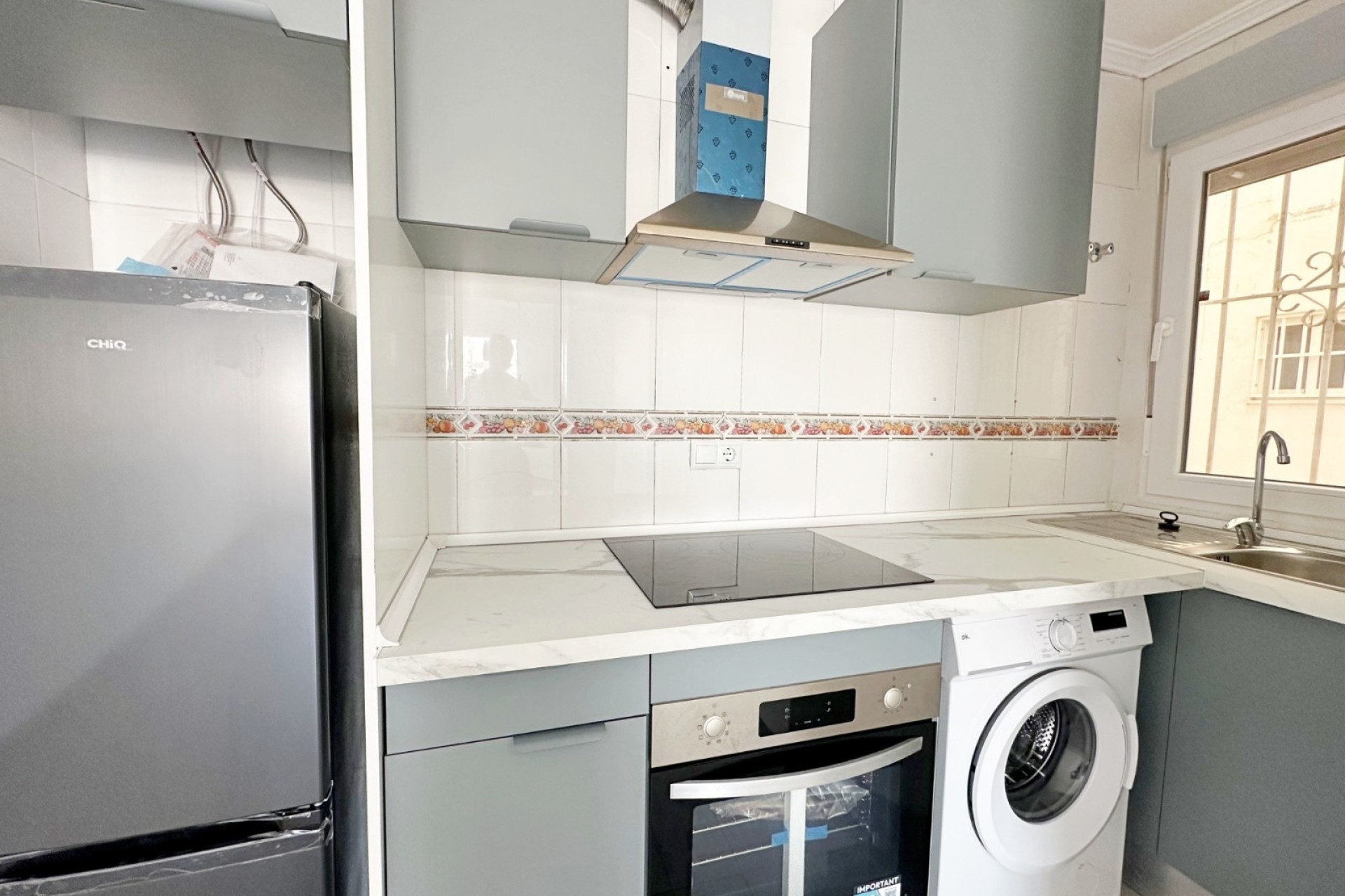 Sprzedaż - Apartament / Mieszkanie -
Torrevieja