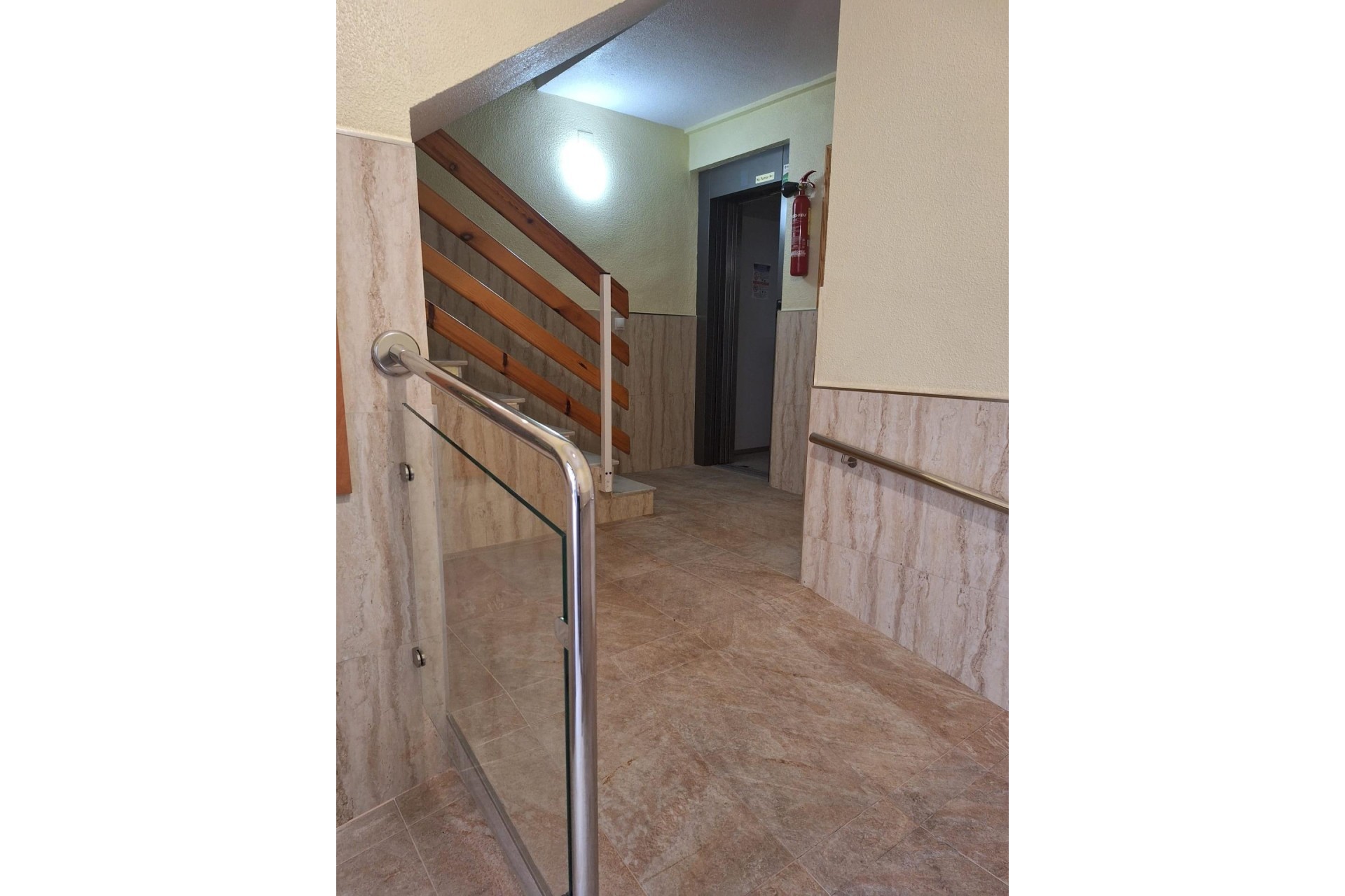 Sprzedaż - Apartament / Mieszkanie -
Torrevieja