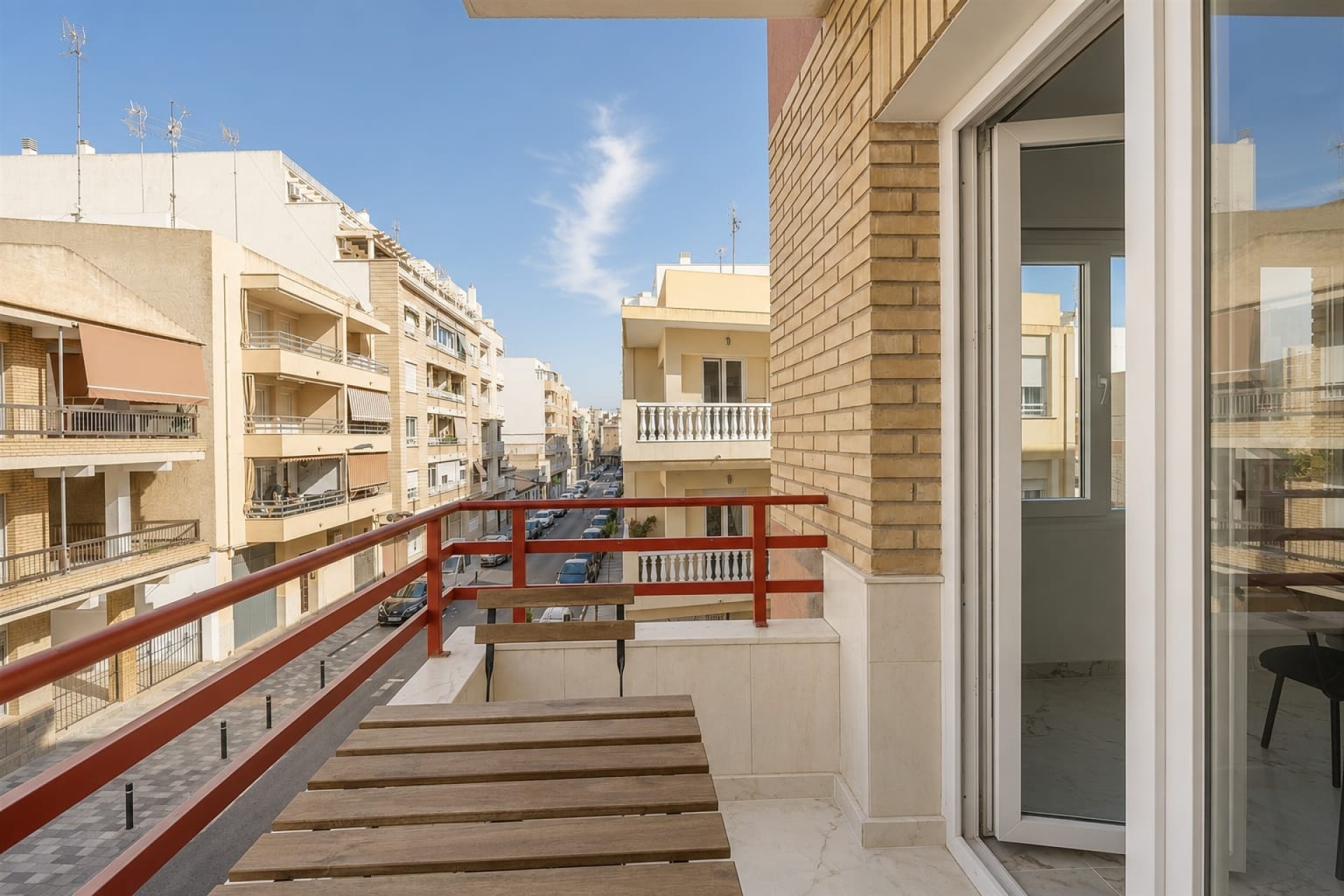 Sprzedaż - Apartament / Mieszkanie -
Torrevieja