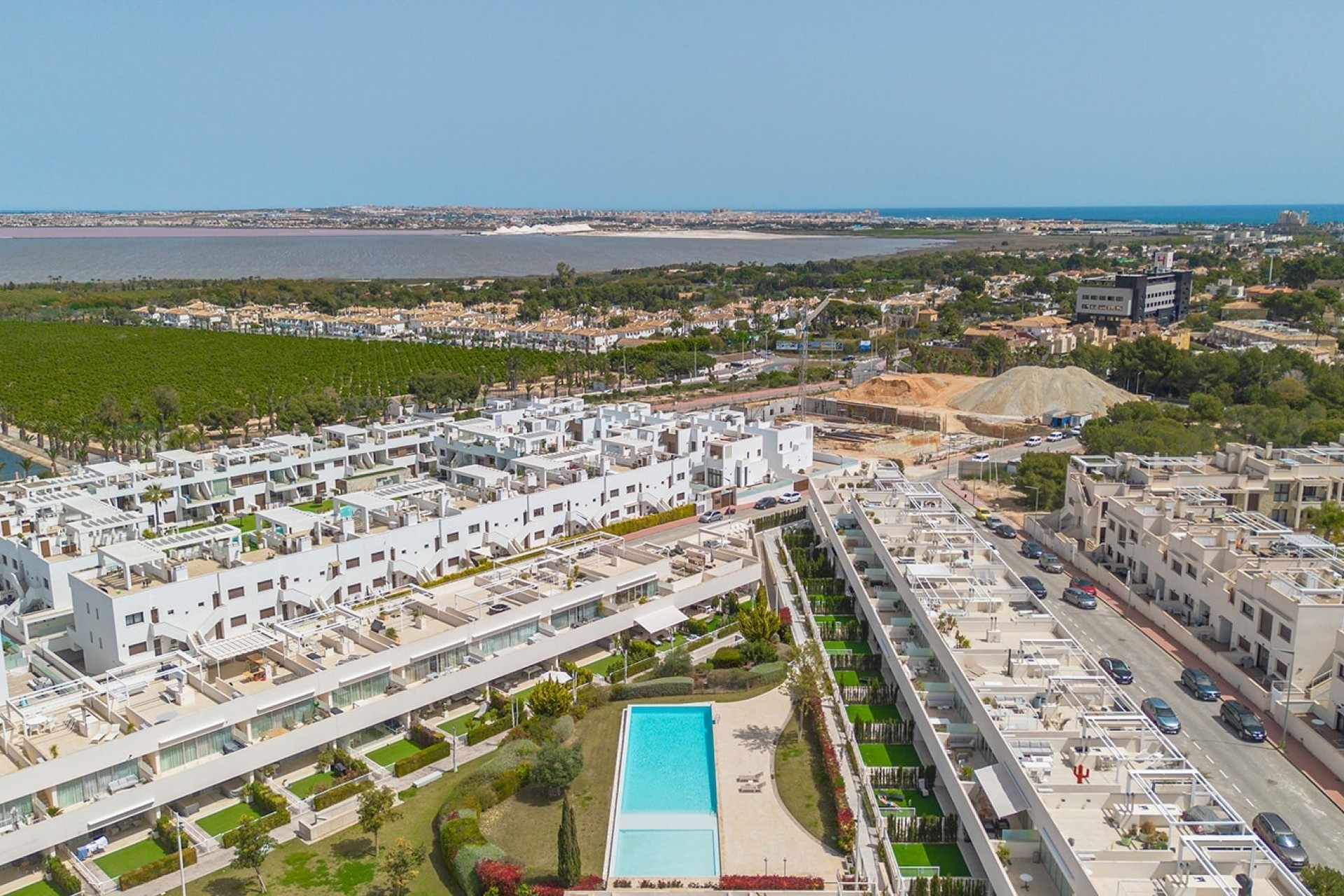Sprzedaż - Apartament / Mieszkanie -
Torrevieja