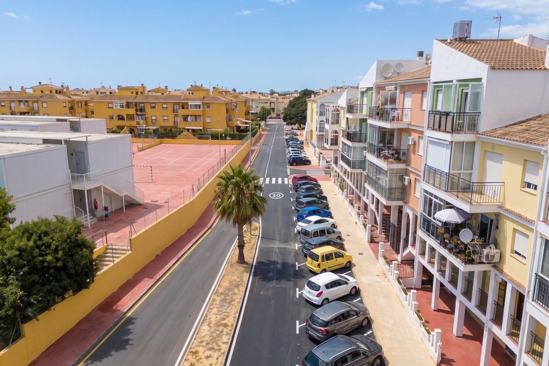 Sprzedaż - Apartament / Mieszkanie -
Torrevieja