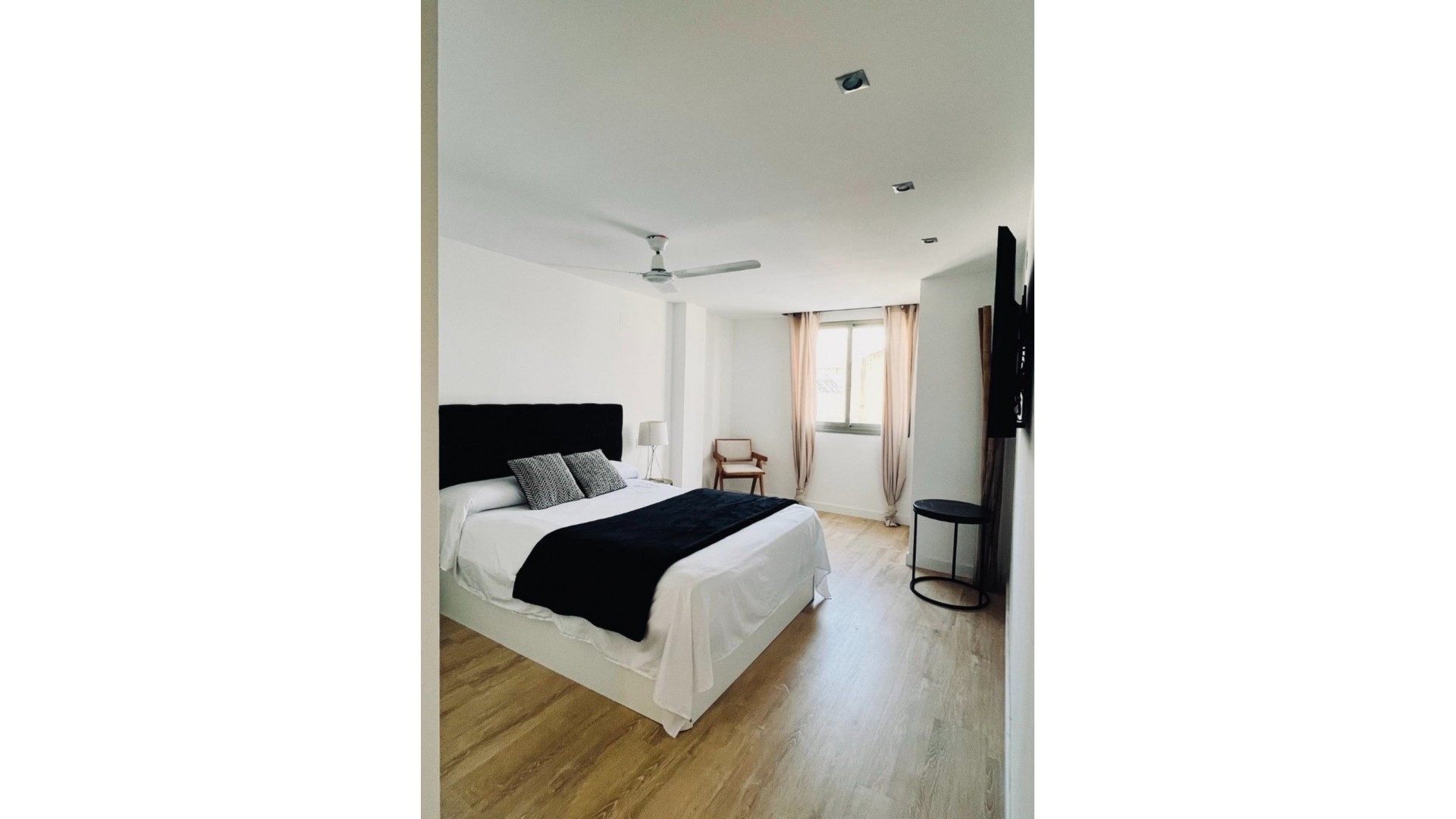Sprzedaż - Apartament mieszkanie -
Torrevieja