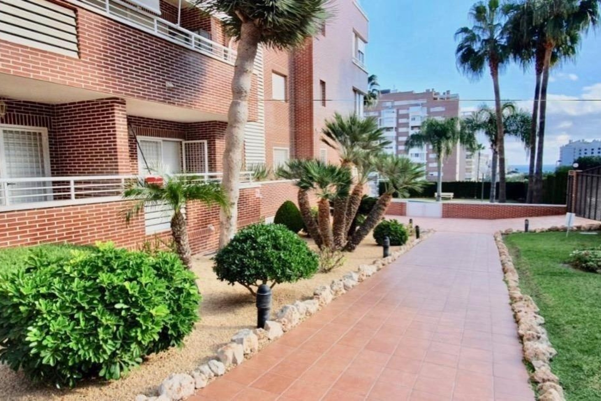 Sprzedaż - Apartament / Mieszkanie -
Villajoyosa - Cala Villajoyosa