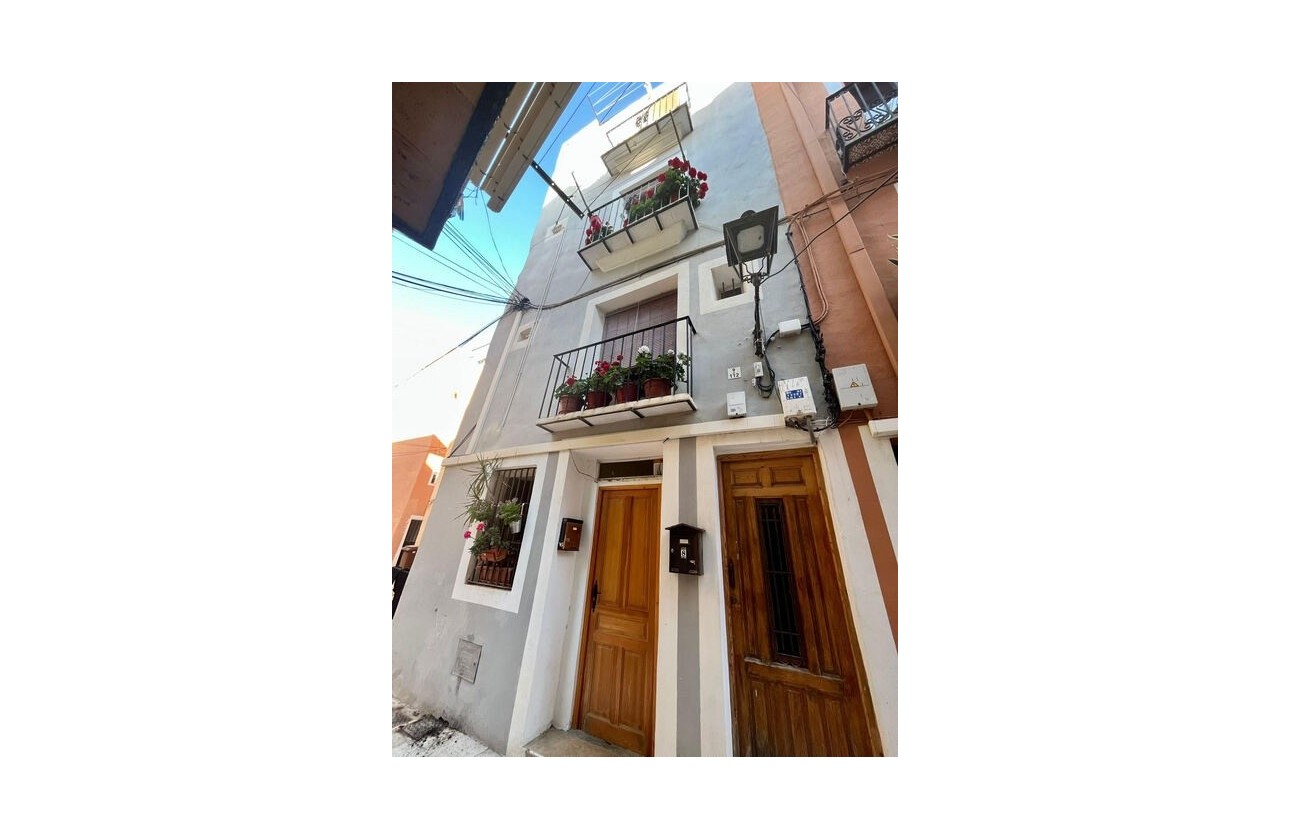 Sprzedaż - Apartament / Mieszkanie -
Villajoyosa - Costa Blanca