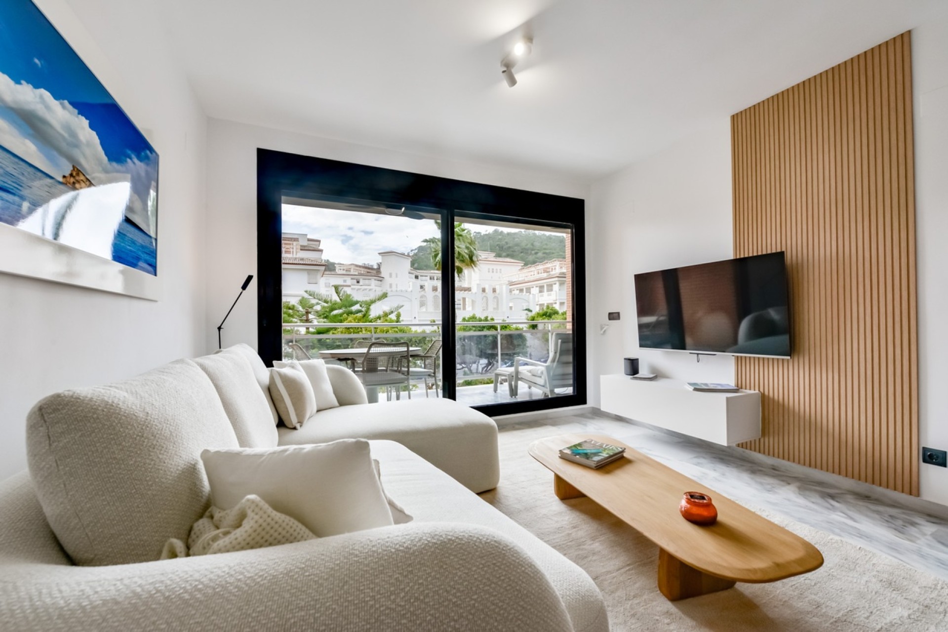 Sprzedaż - Apartament / Mieszkanie -
Villajoyosa - La Cala