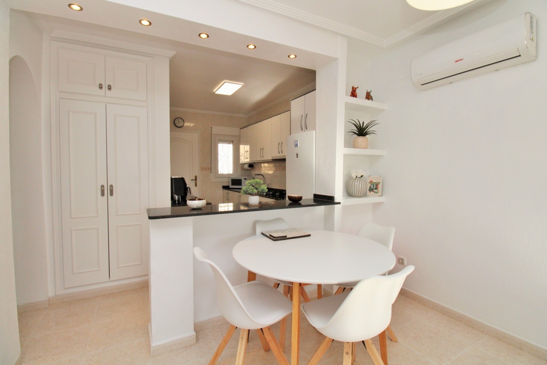 Sprzedaż - Apartament mieszkanie -
Villamartín