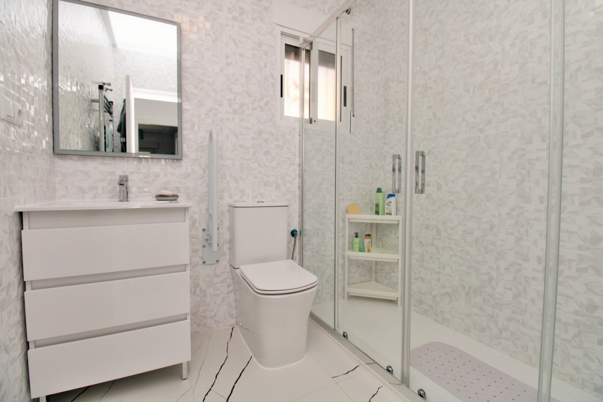 Sprzedaż - Apartament mieszkanie -
Villamartín