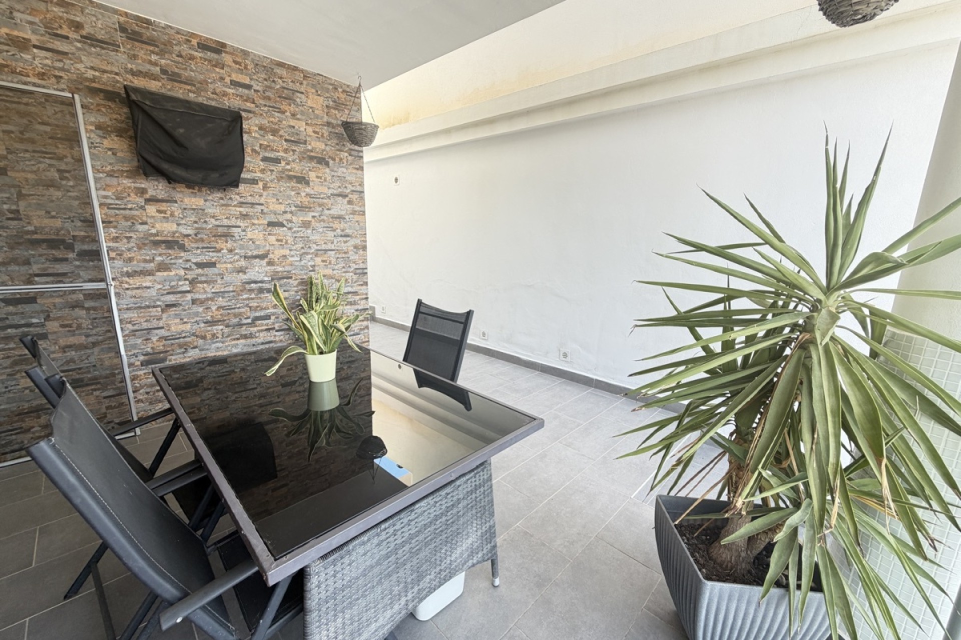 Sprzedaż - Apartament / Mieszkanie -
Villamartín
