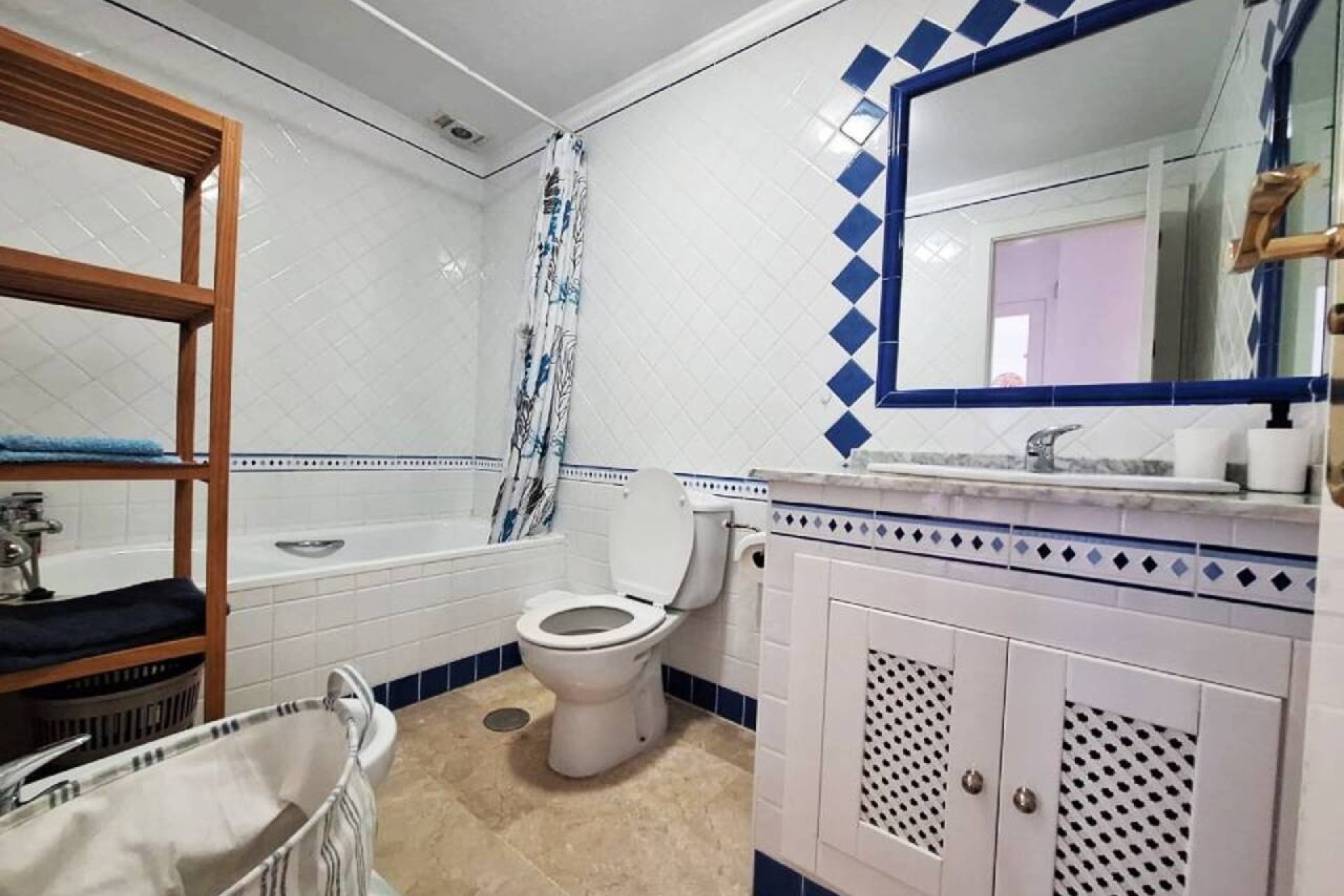 Sprzedaż - Apartament / Mieszkanie -
Villamartín