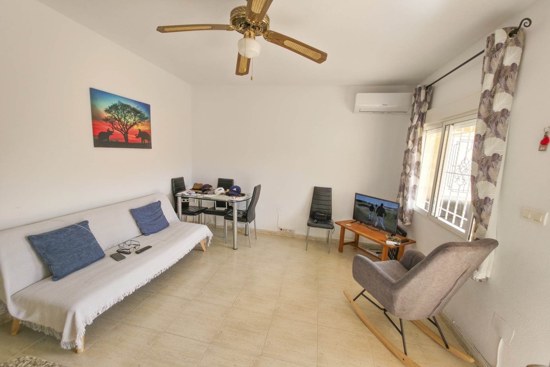 Sprzedaż - Apartament / Mieszkanie -
Villamartín