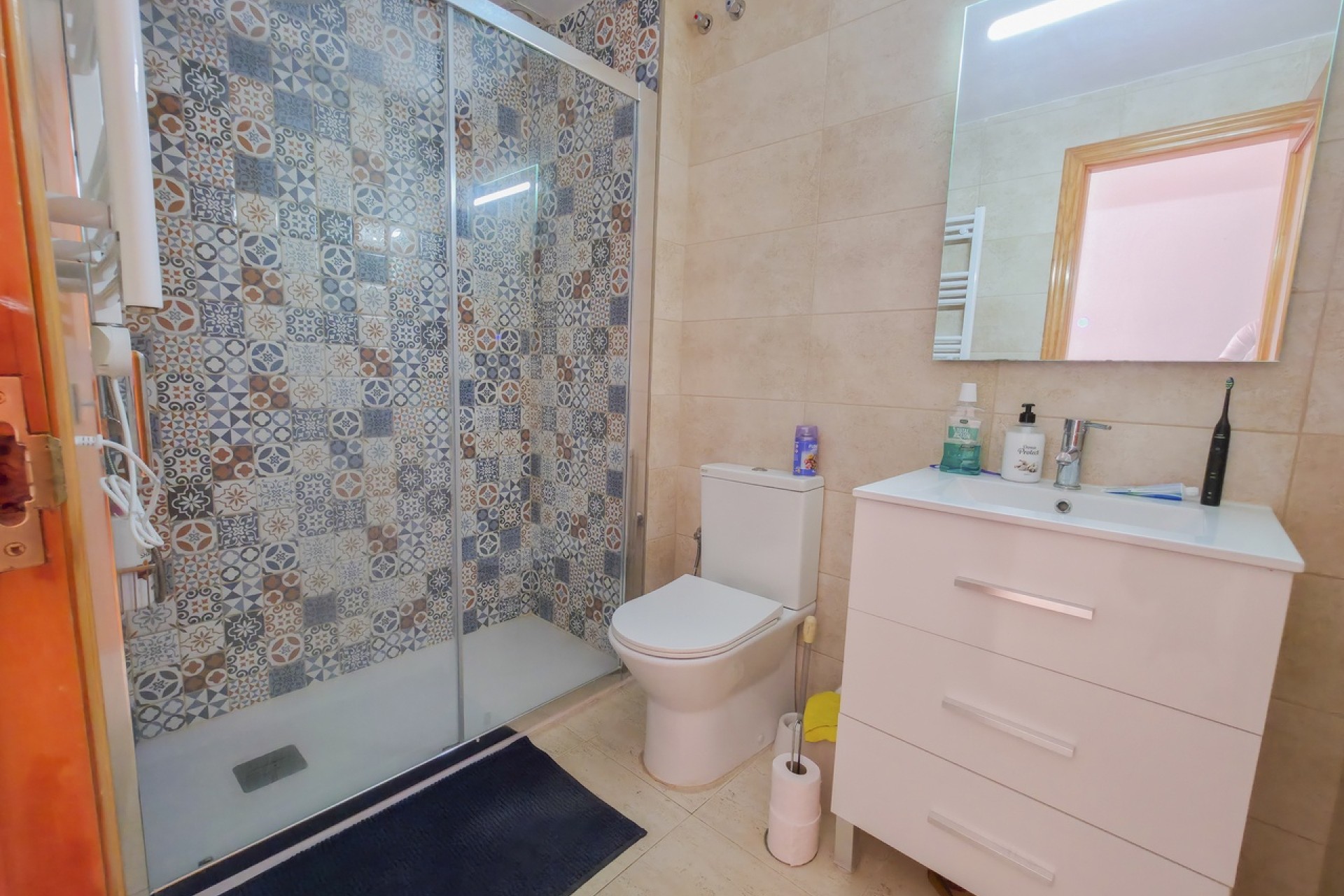 Sprzedaż - Apartament / Mieszkanie -
Villamartín