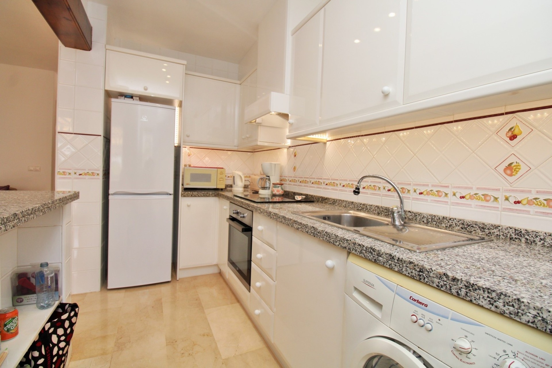 Sprzedaż - Apartament / Mieszkanie -
Villamartín