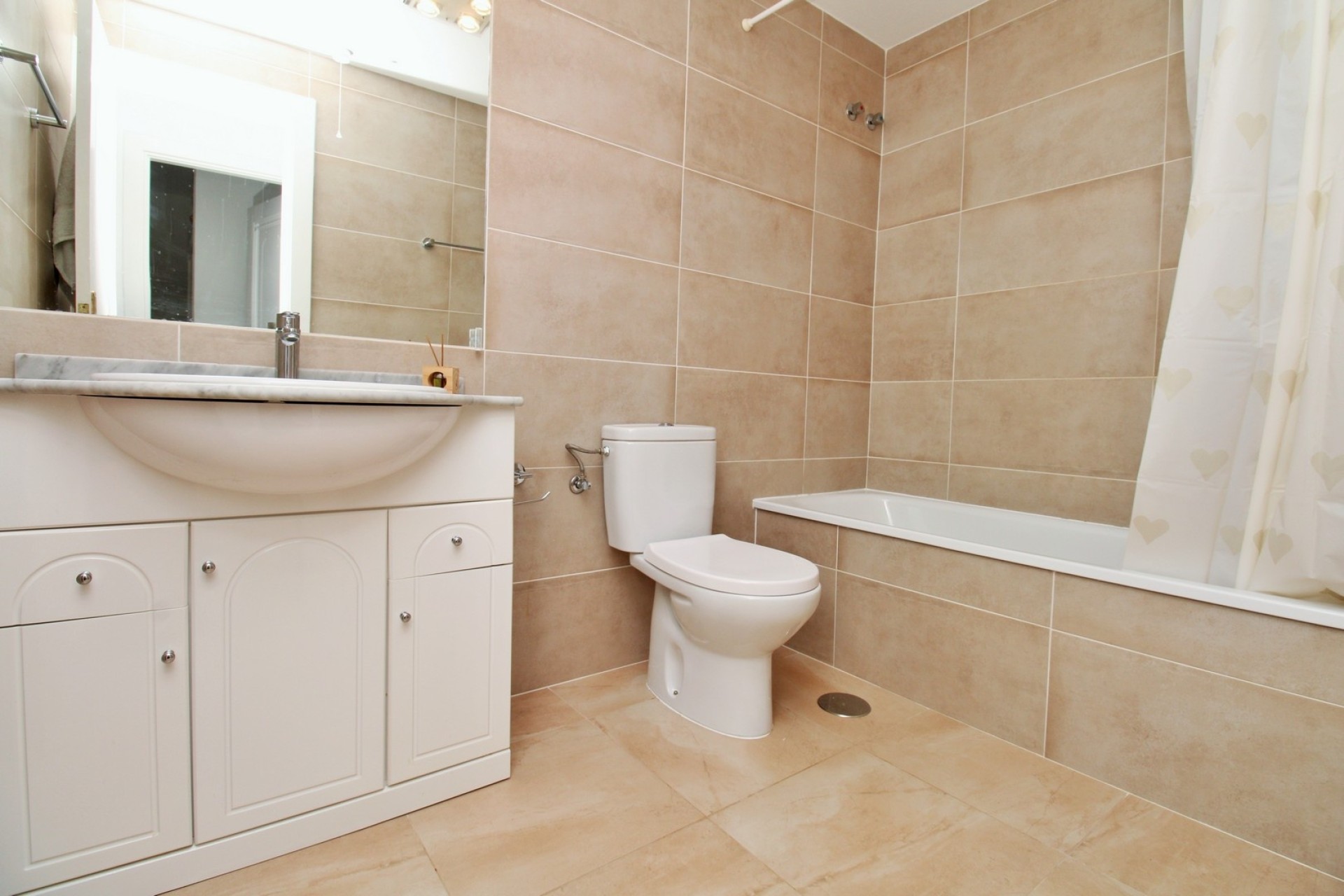 Sprzedaż - Apartament / Mieszkanie -
Villamartín