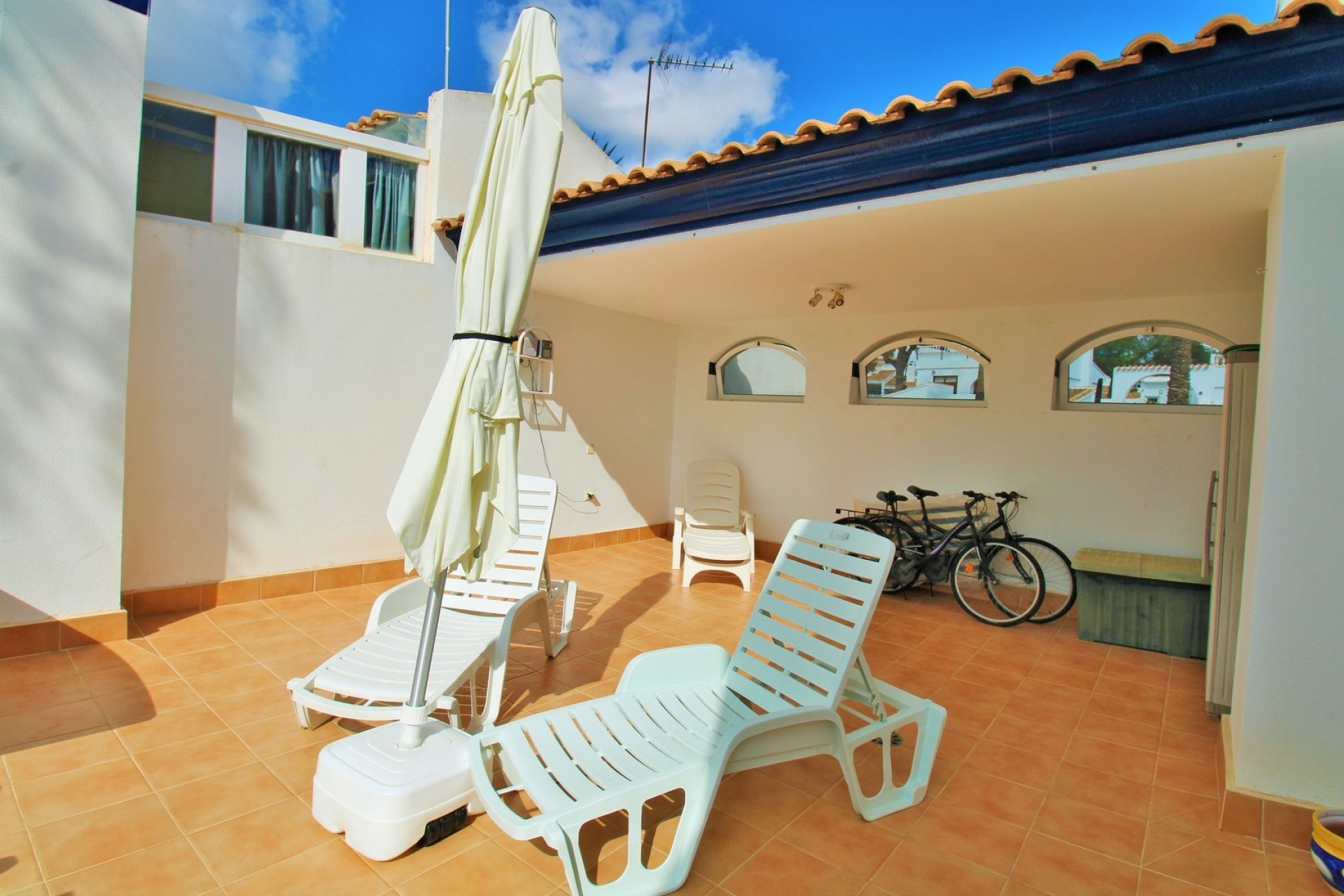 Sprzedaż - Apartament / Mieszkanie -
Villamartín