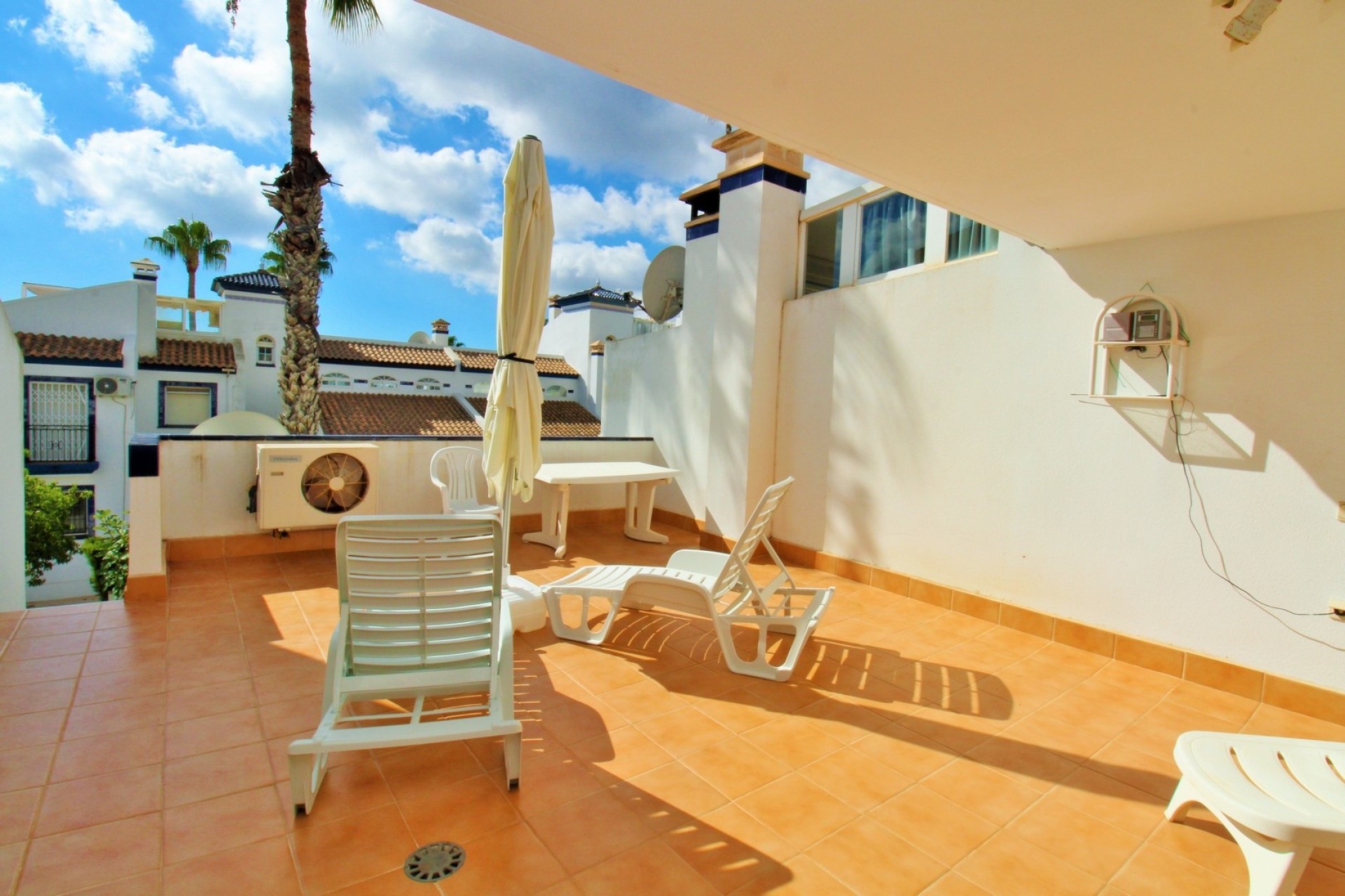 Sprzedaż - Apartament / Mieszkanie -
Villamartín