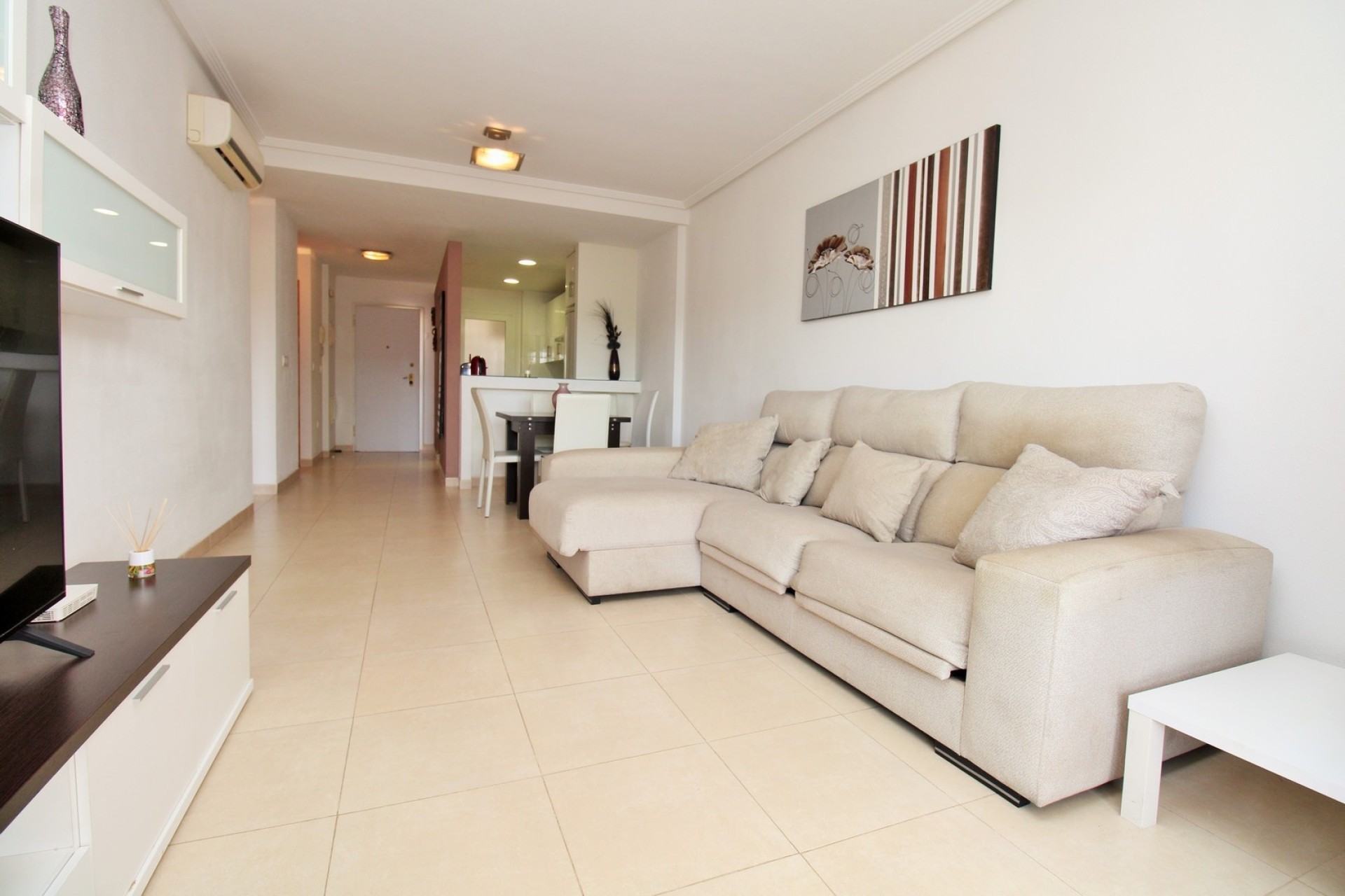 Sprzedaż - Apartament / Mieszkanie -
Villamartín