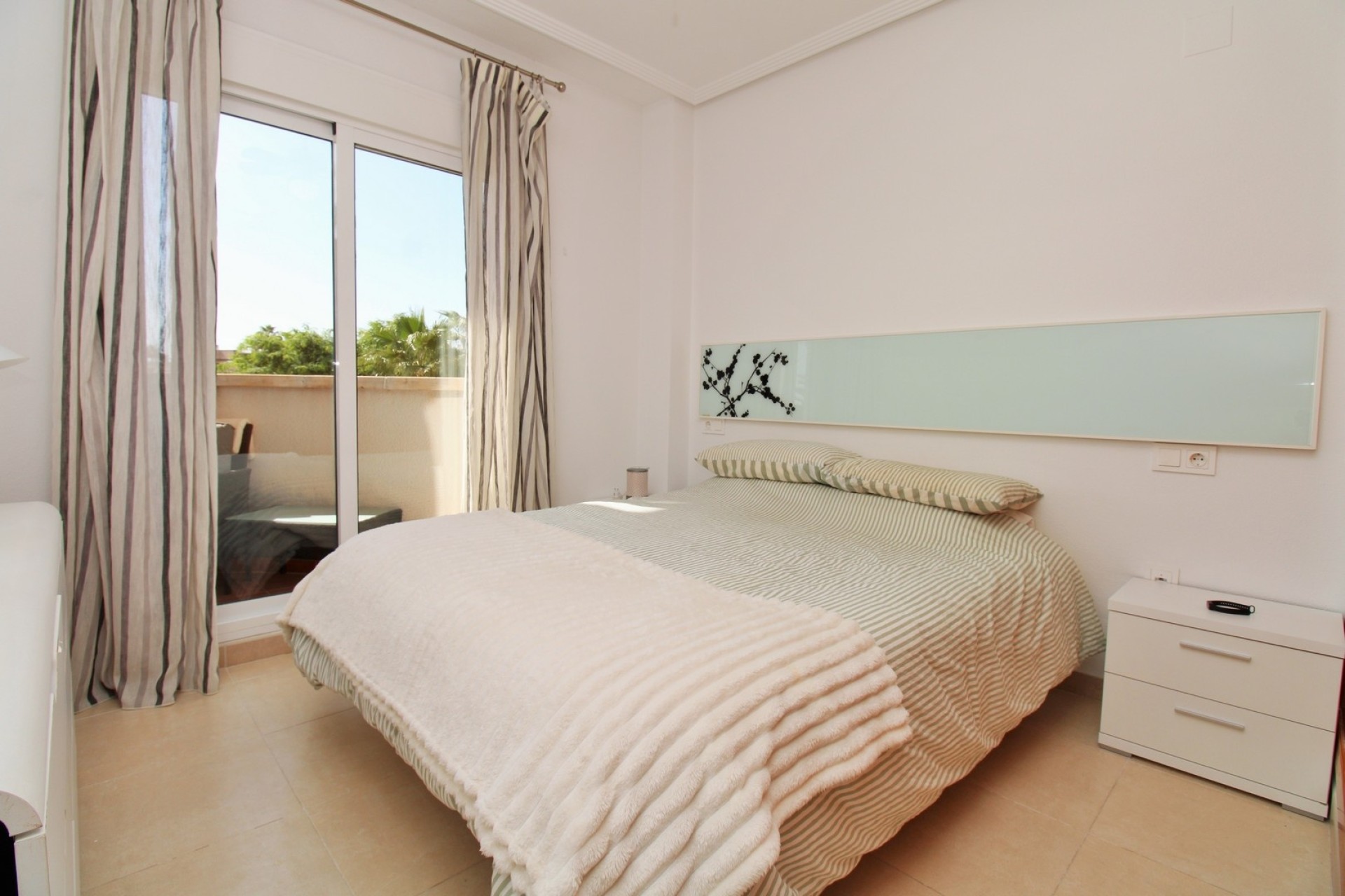 Sprzedaż - Apartament / Mieszkanie -
Villamartín