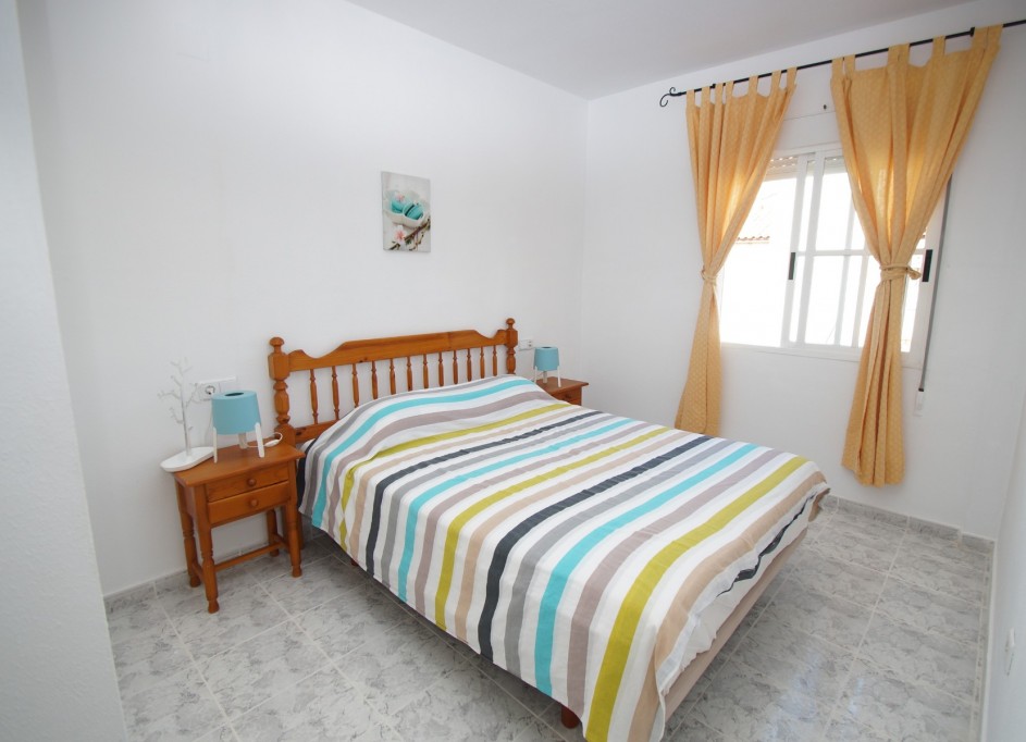 Sprzedaż - Bungalow na ostatnim piętrze -
Orihuela Costa - Playa Flamenca
