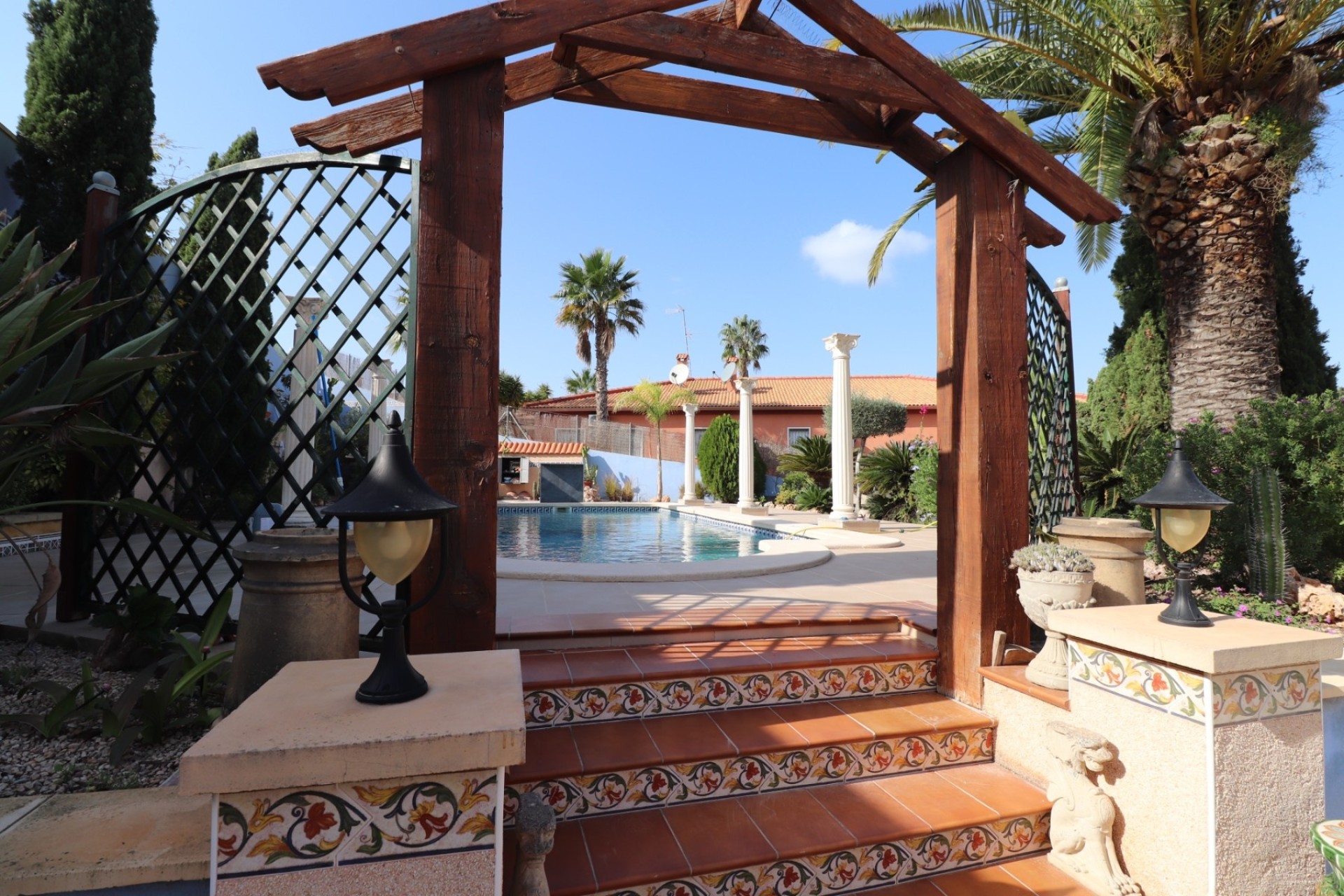 Sprzedaż - Detached Villa -
Algorfa - Lomas de La Juliana