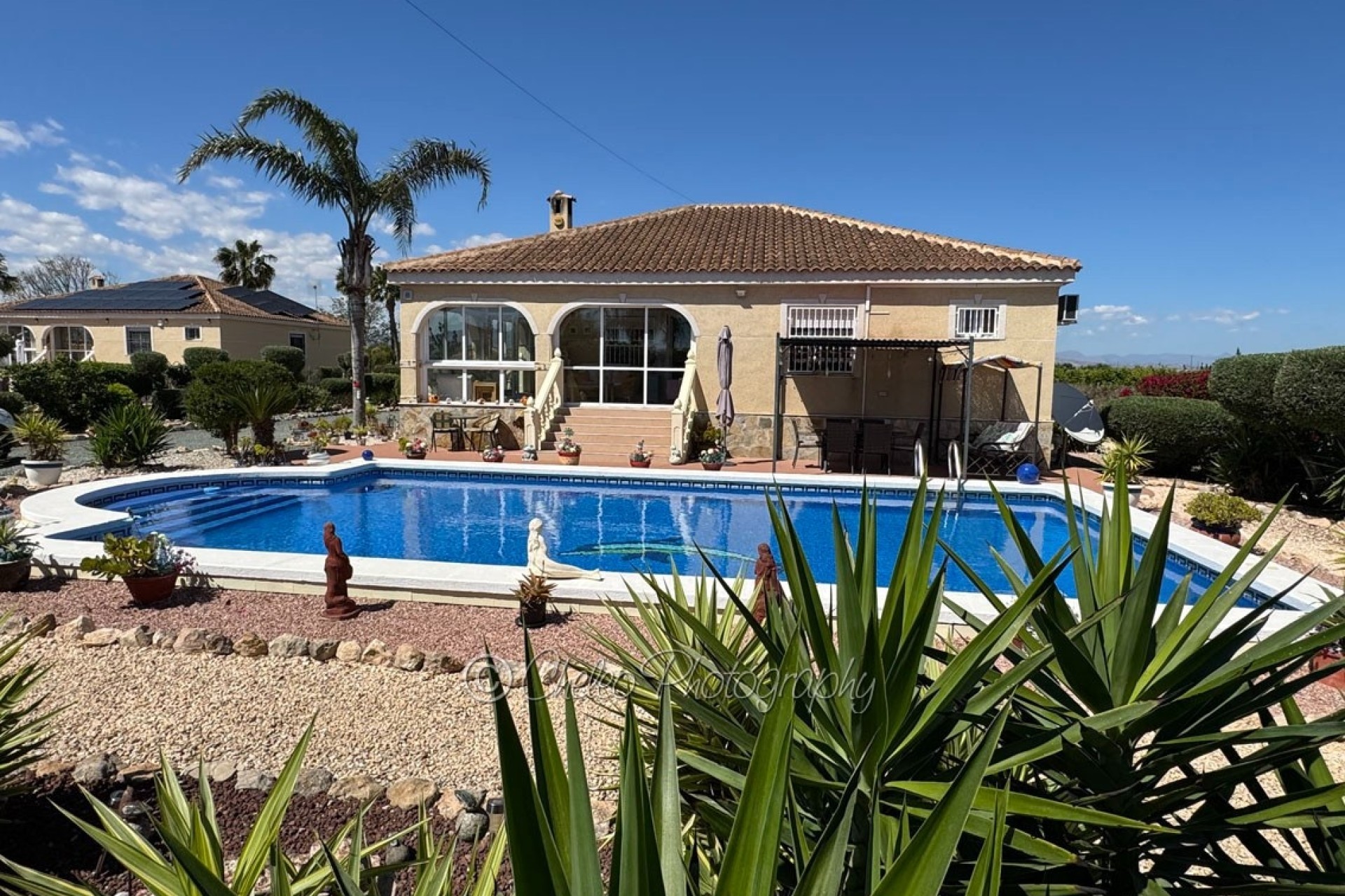 Sprzedaż - Detached Villa -
Catral - CatralAlicanteValenciaSpain
